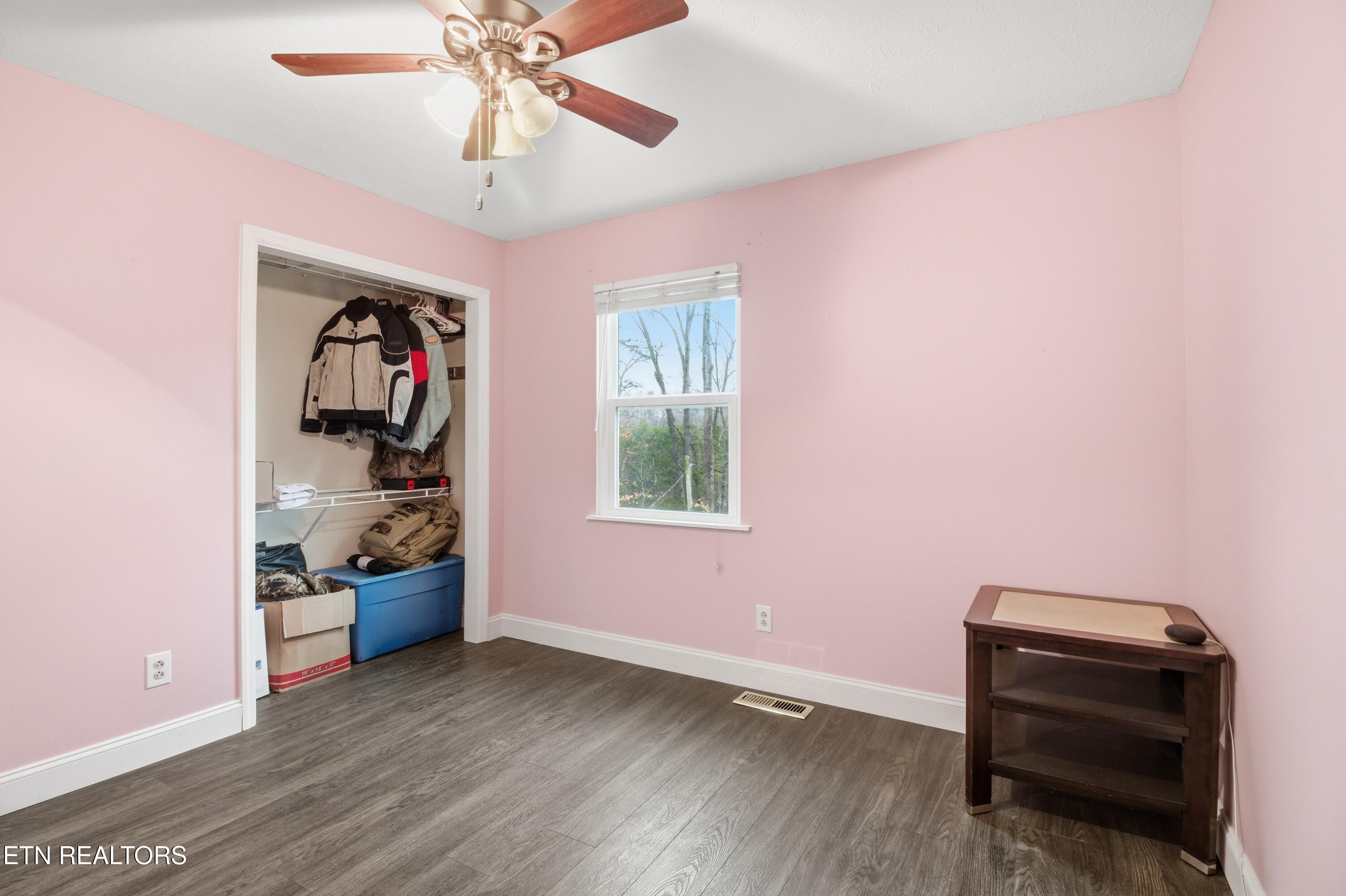 9429 Jim Loy Drive Strawberry Plains TN 37871