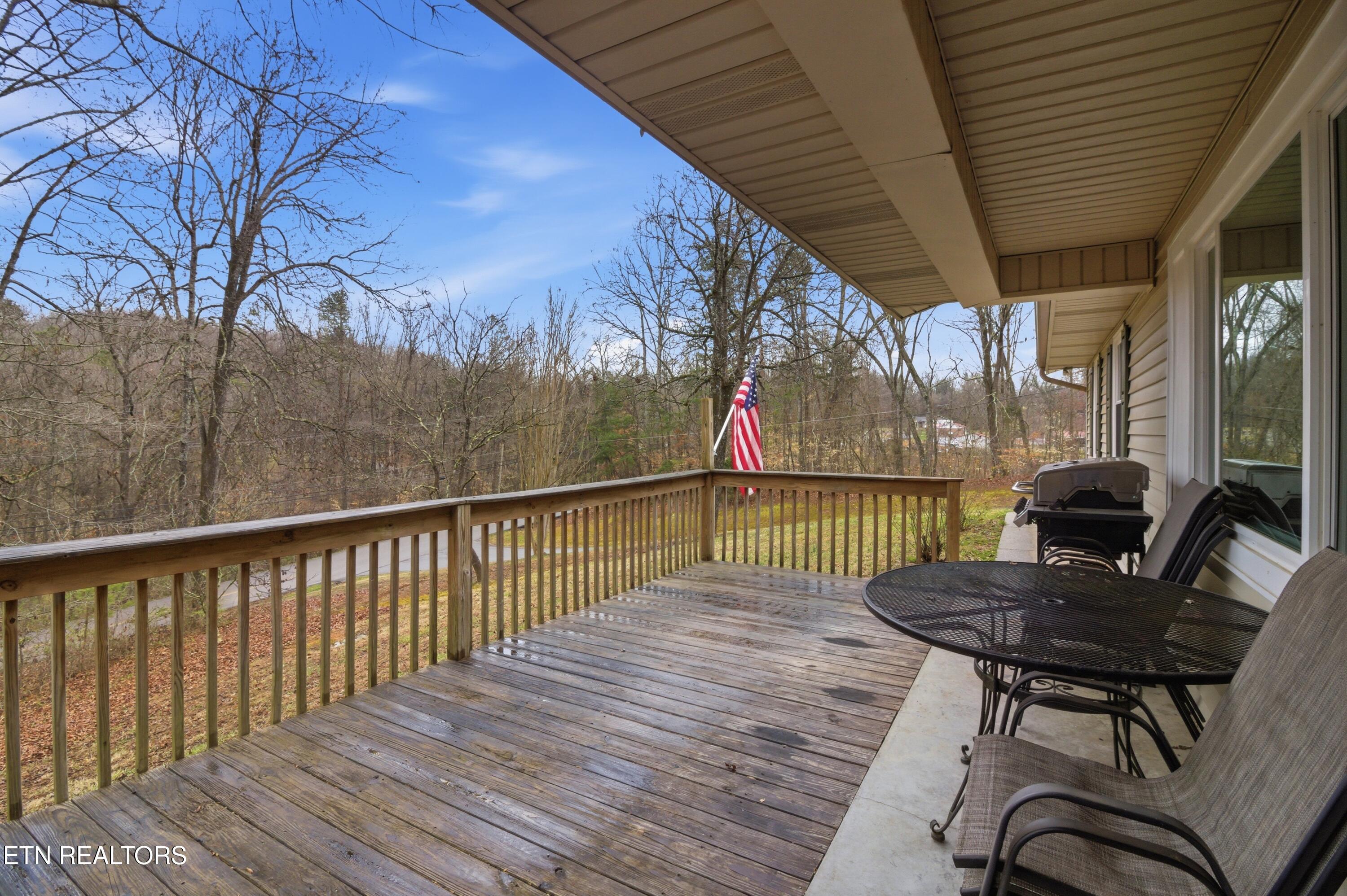 9429 Jim Loy Drive Strawberry Plains TN 37871