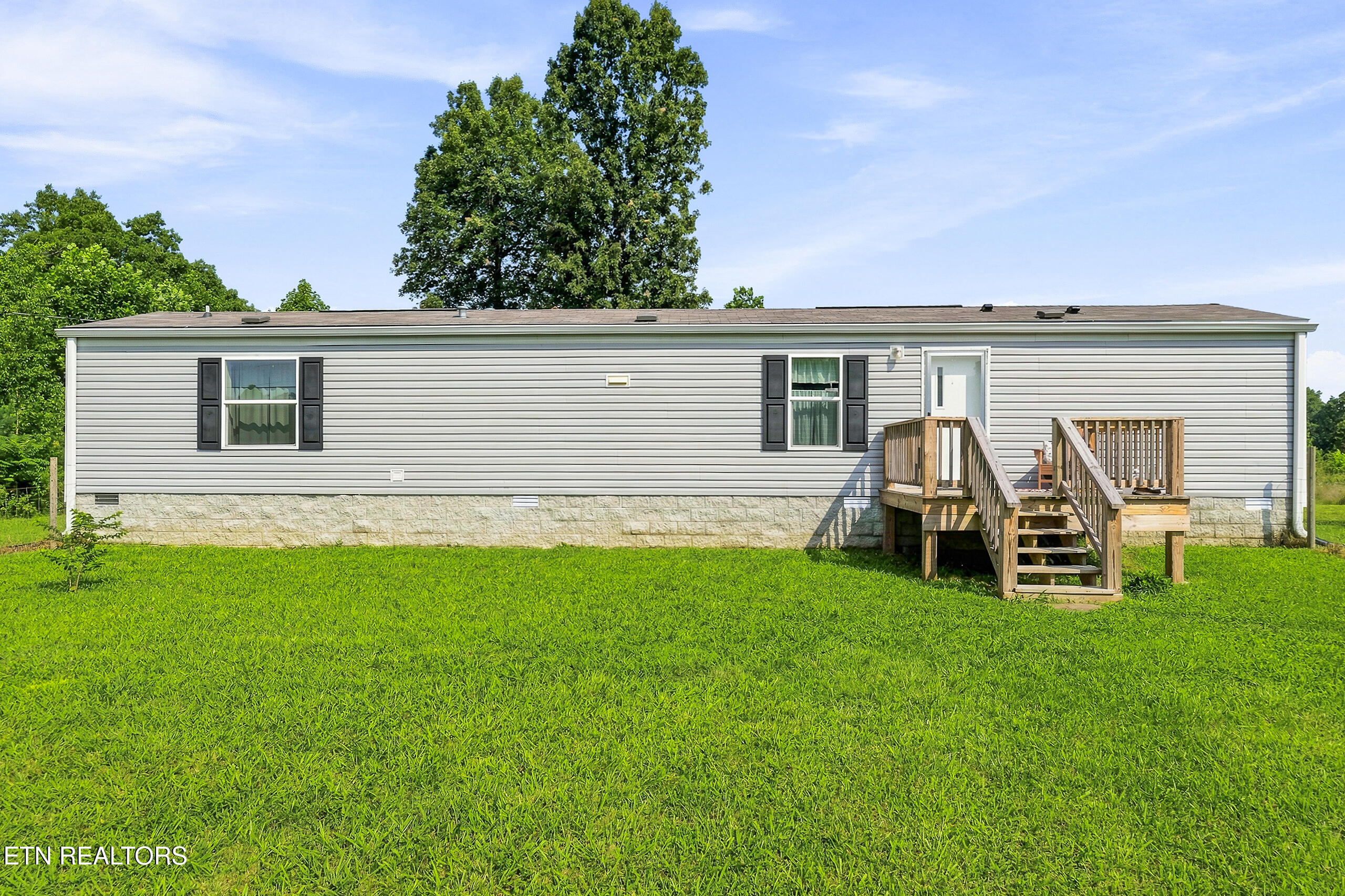 1181 W Ravenscroft Road Sparta TN 38583