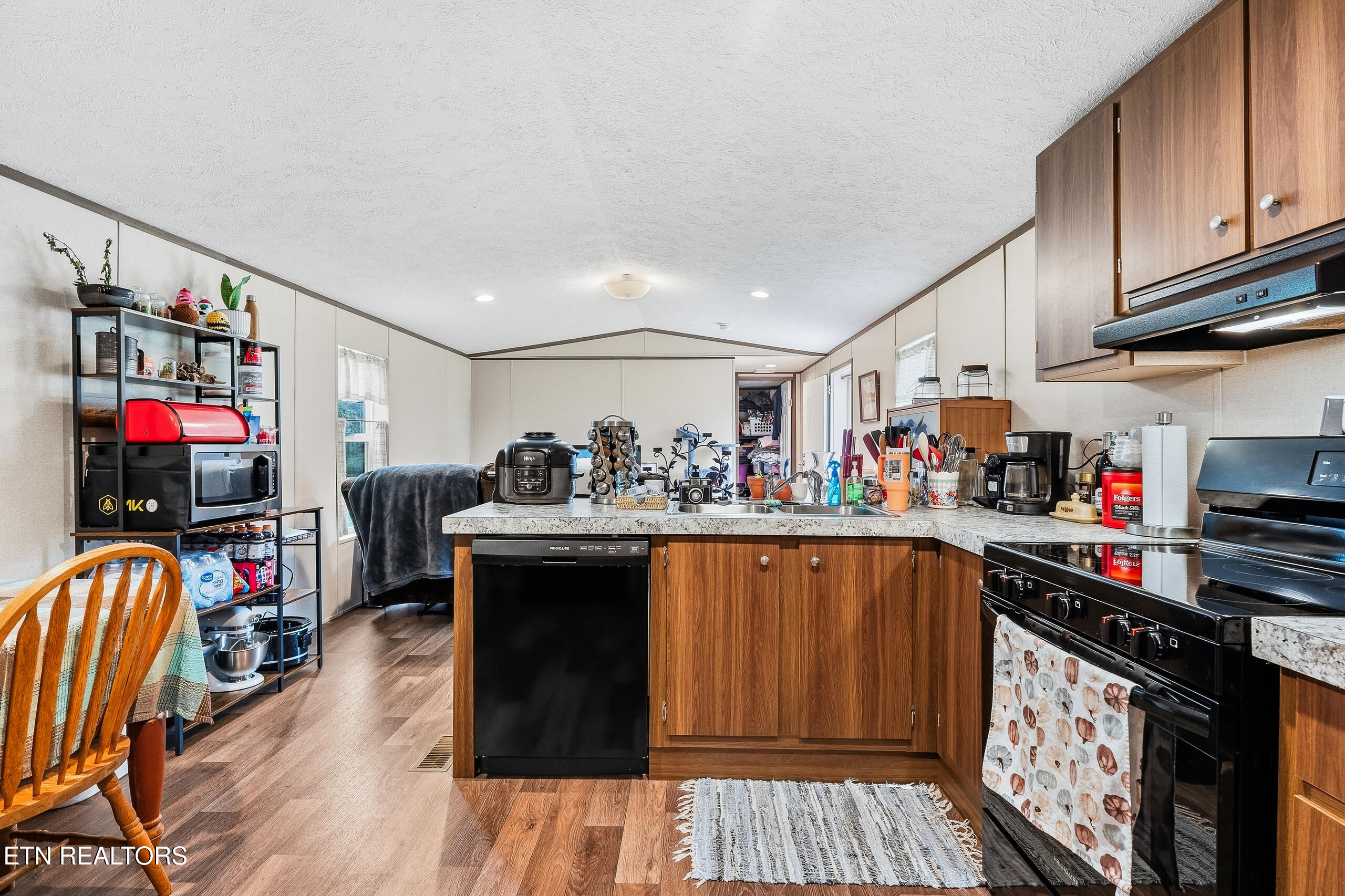 1181 W Ravenscroft Road Sparta TN 38583