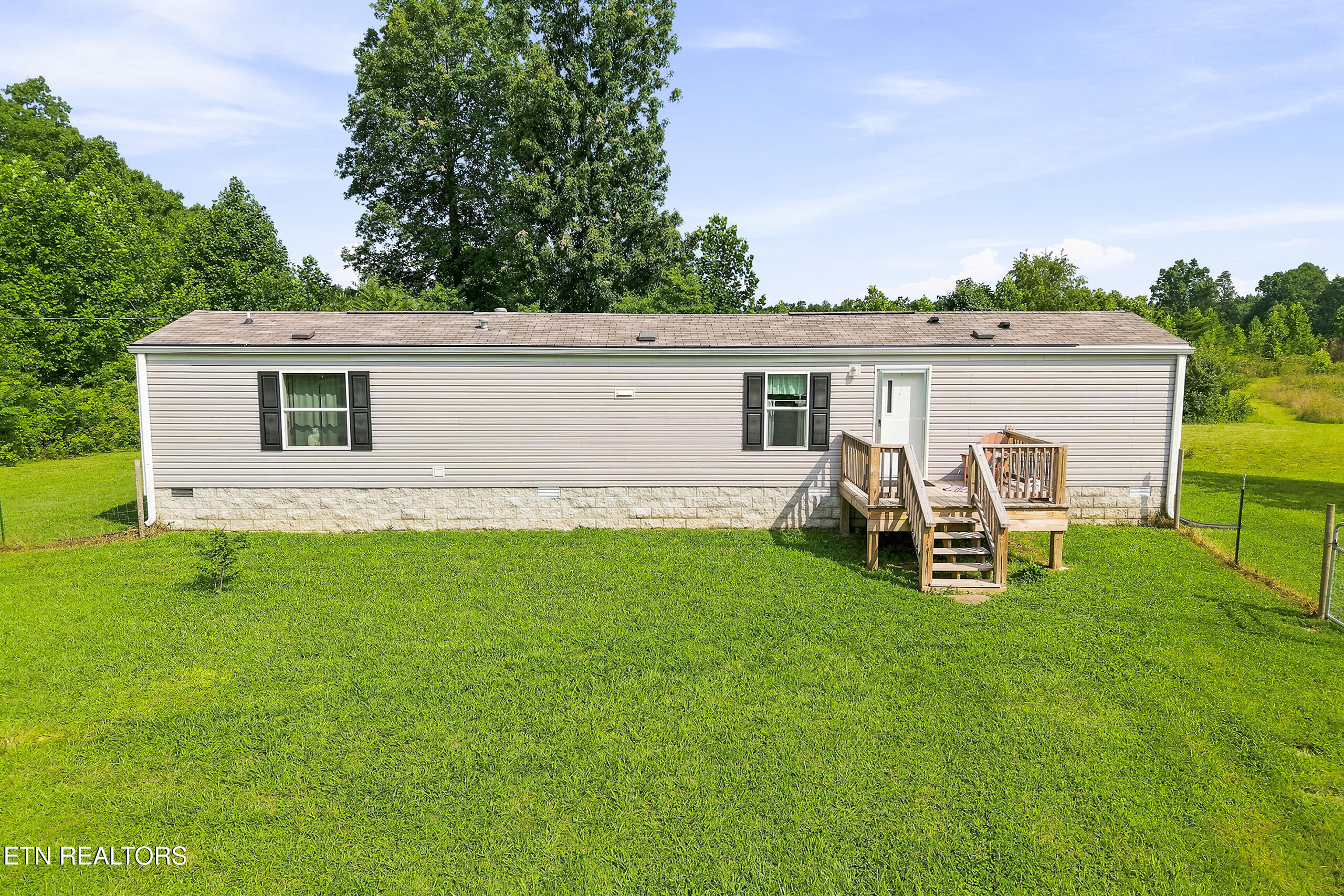 1181 W Ravenscroft Road Sparta TN 38583