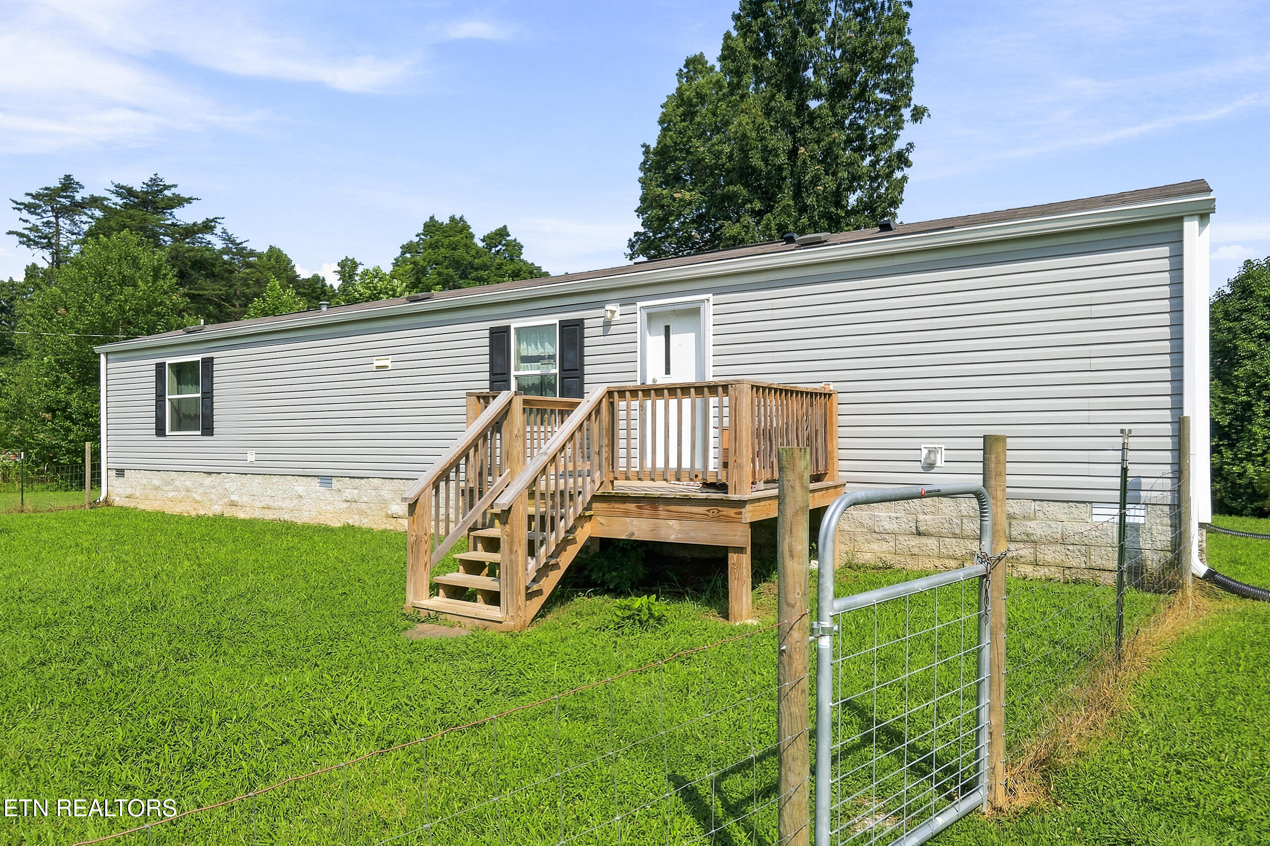 1181 W Ravenscroft Road Sparta TN 38583
