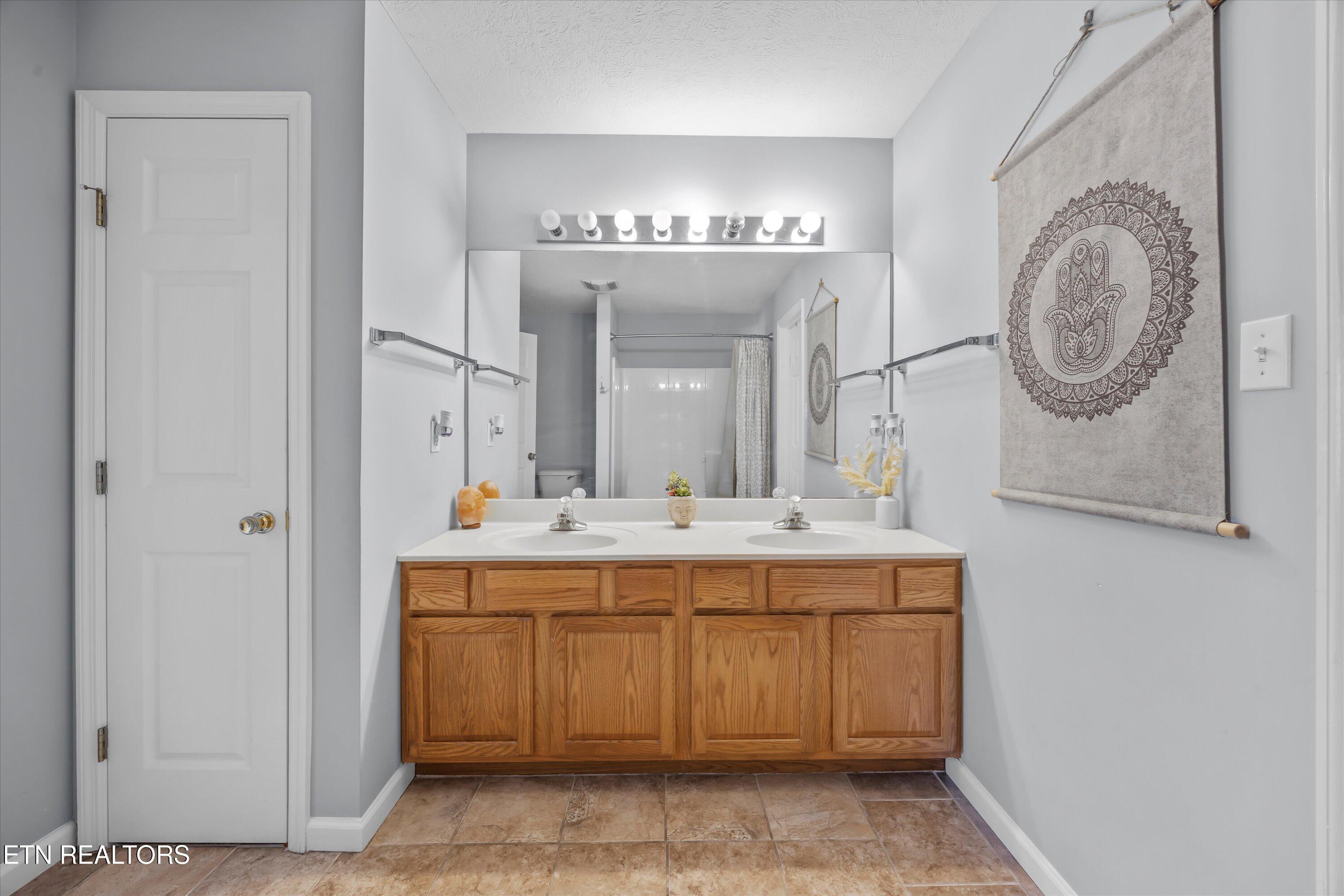 7256 Haynesfield Lane Knoxville TN 37918