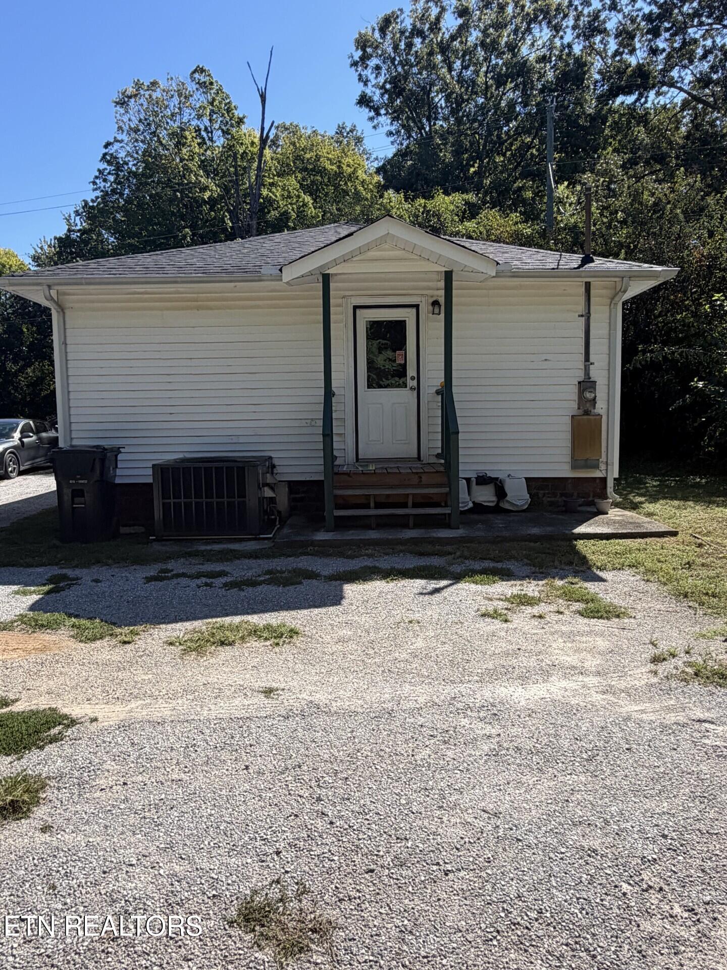 609 W Inskip Drive Knoxville TN 37912