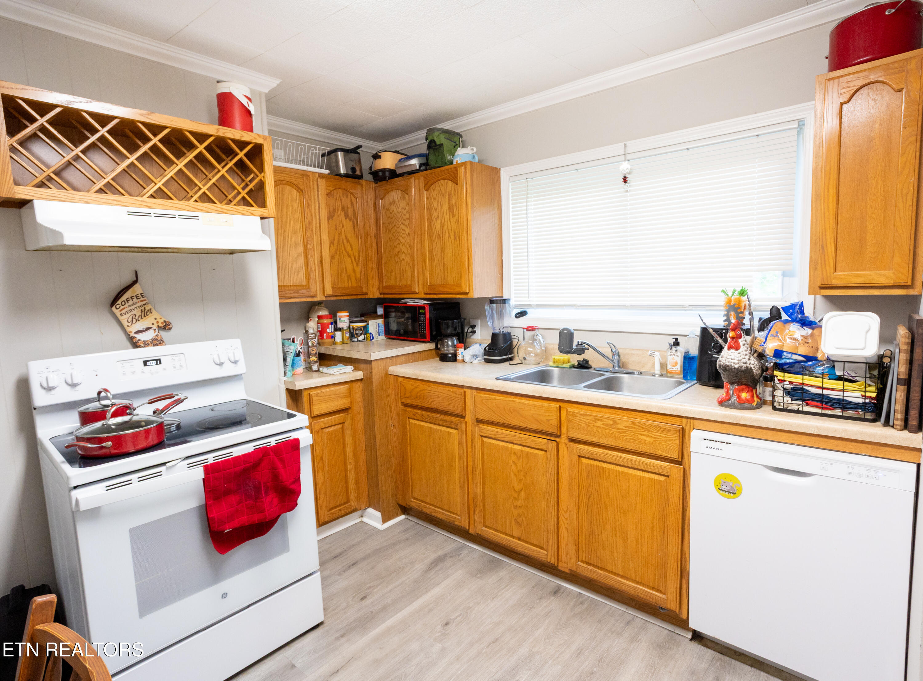 609 W Inskip Drive Knoxville TN 37912