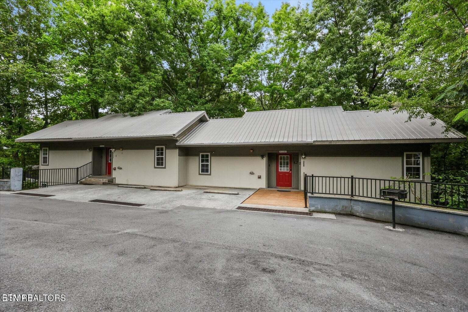 537 Johnson Lane Gatlinburg TN 37738