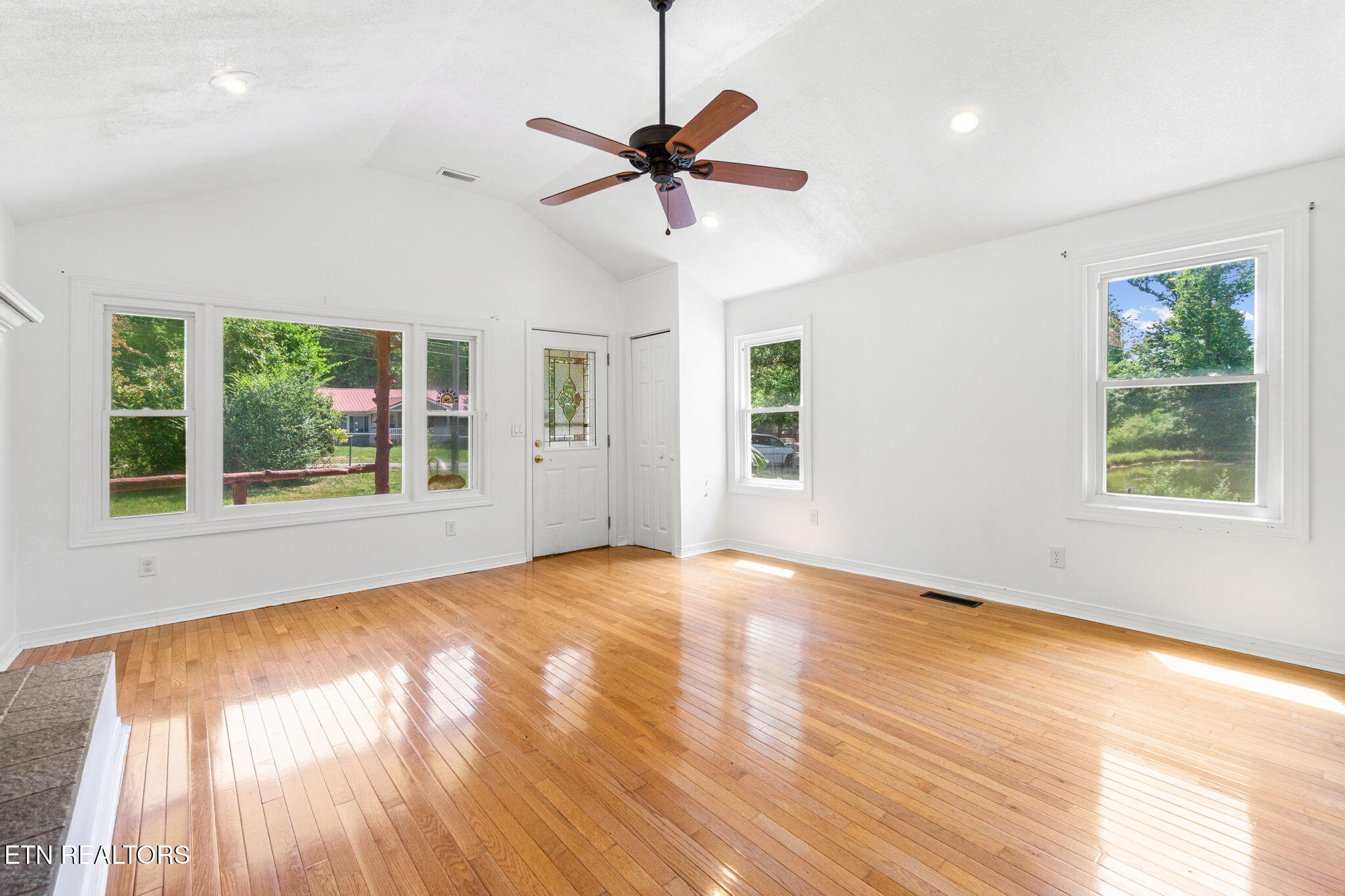 56 Elm Lane Sparta TN 38583