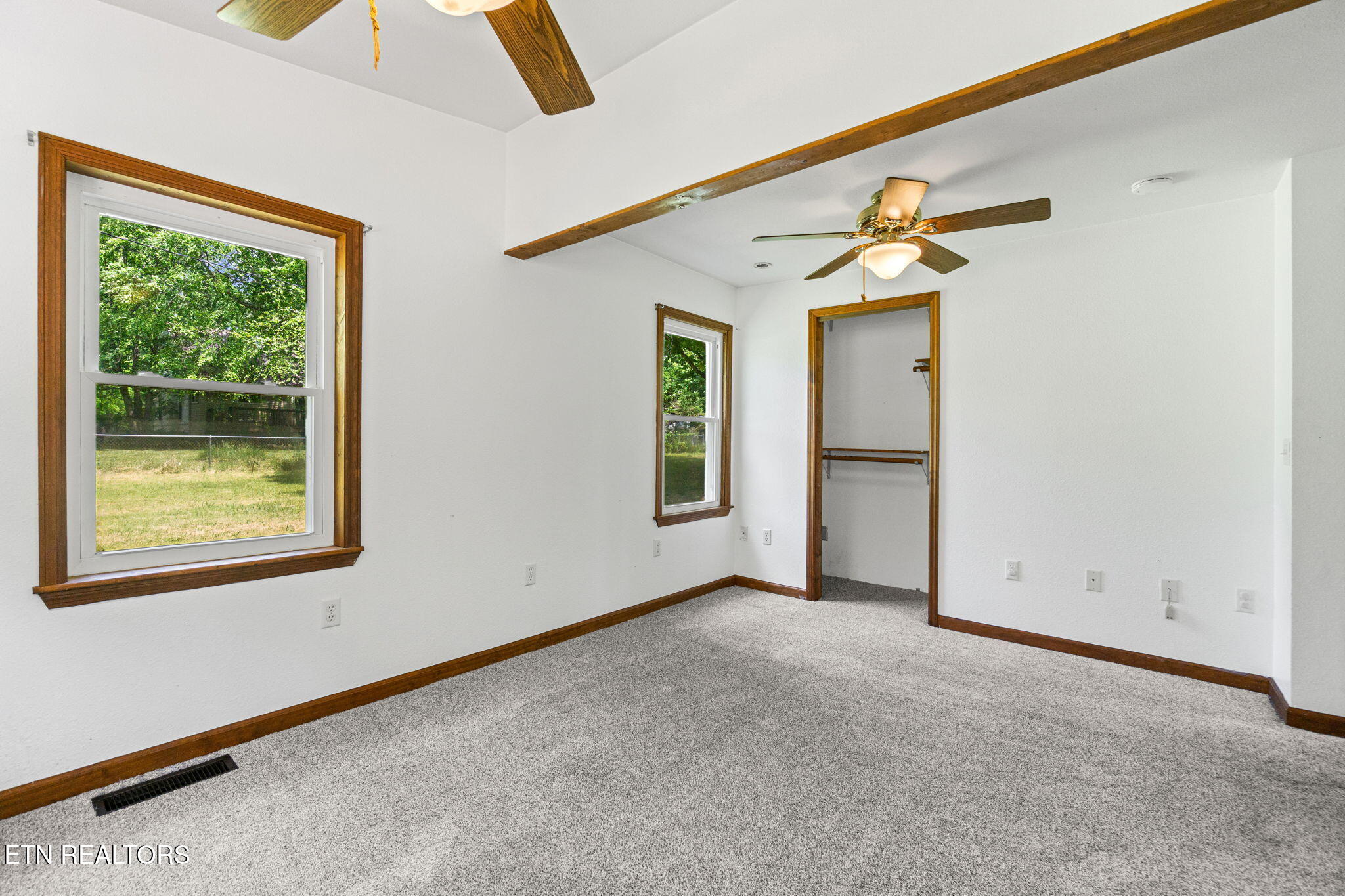 56 Elm Lane Sparta TN 38583