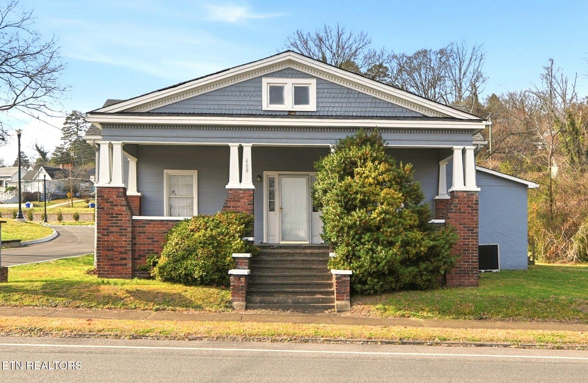400 N Main Street Clinton TN 37716