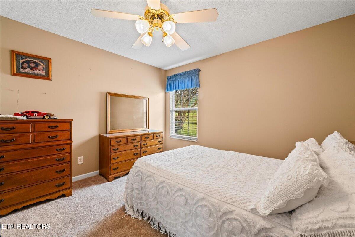 165 Elizabethton Way Clinton TN 37716