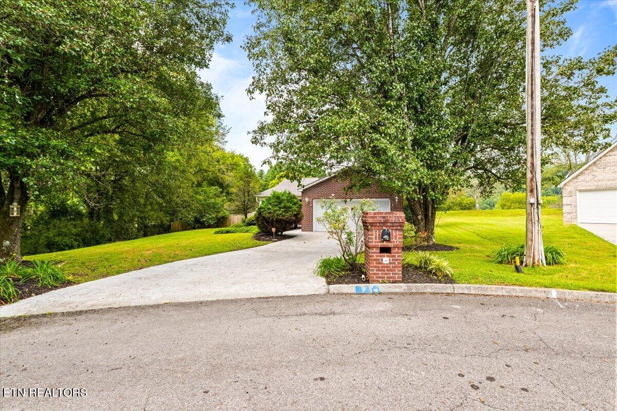 165 Elizabethton Way Clinton TN 37716