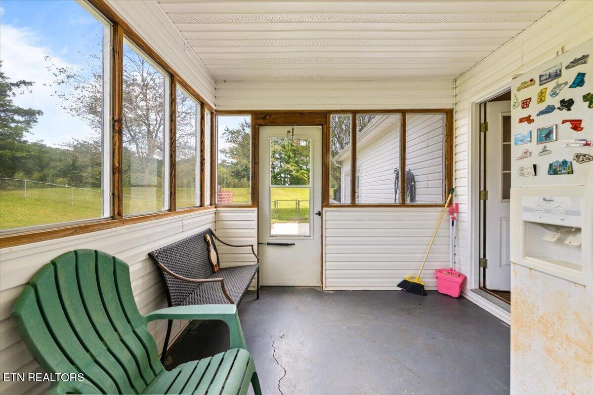 165 Elizabethton Way Clinton TN 37716