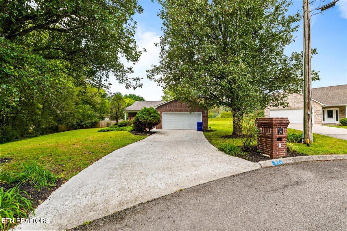 165 Elizabethton Way Clinton TN 37716
