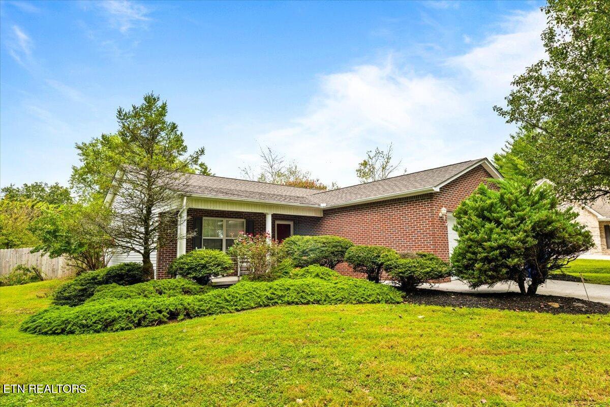 165 Elizabethton Way Clinton TN 37716