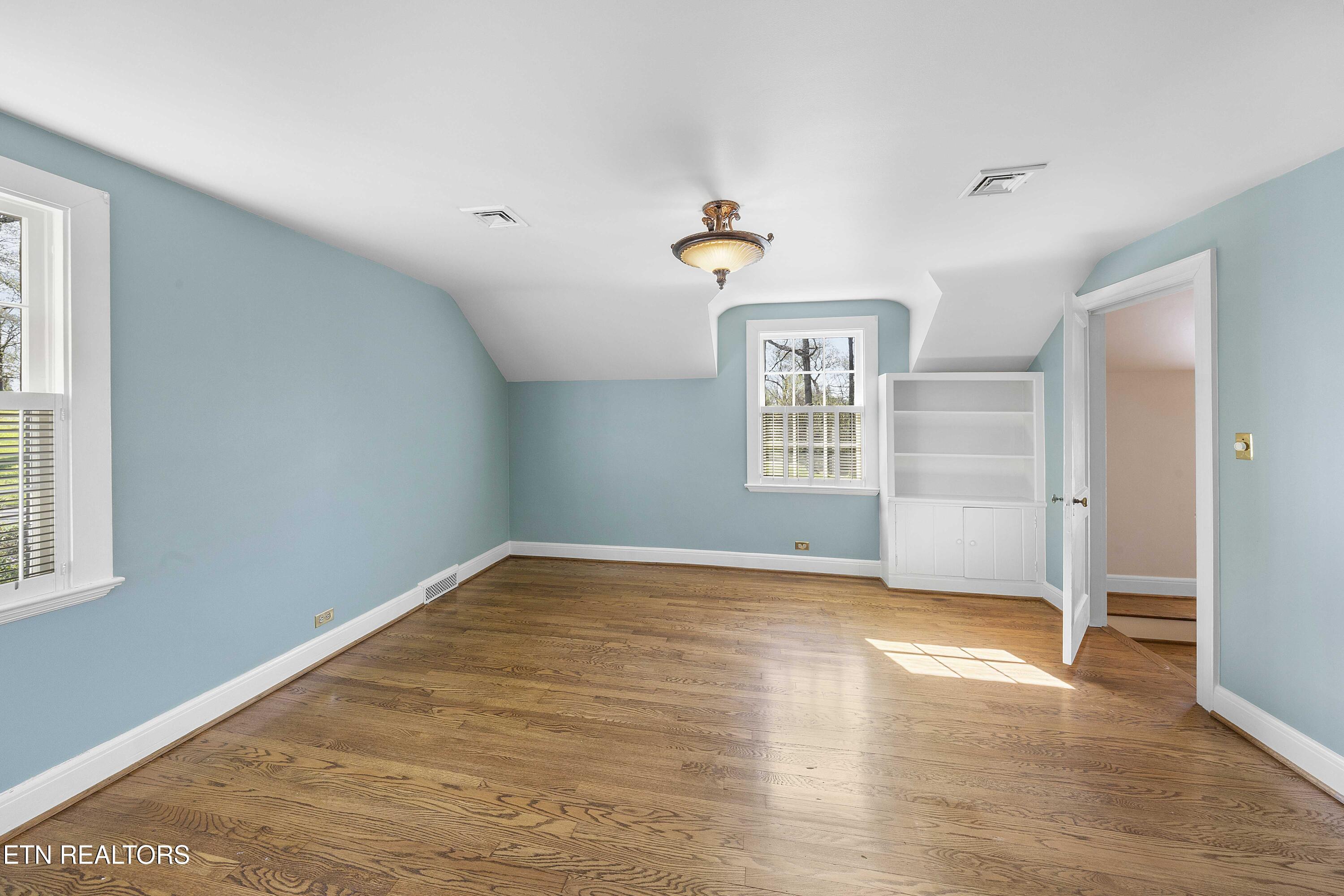 4121 SW Towanda Trail Knoxville TN 37919