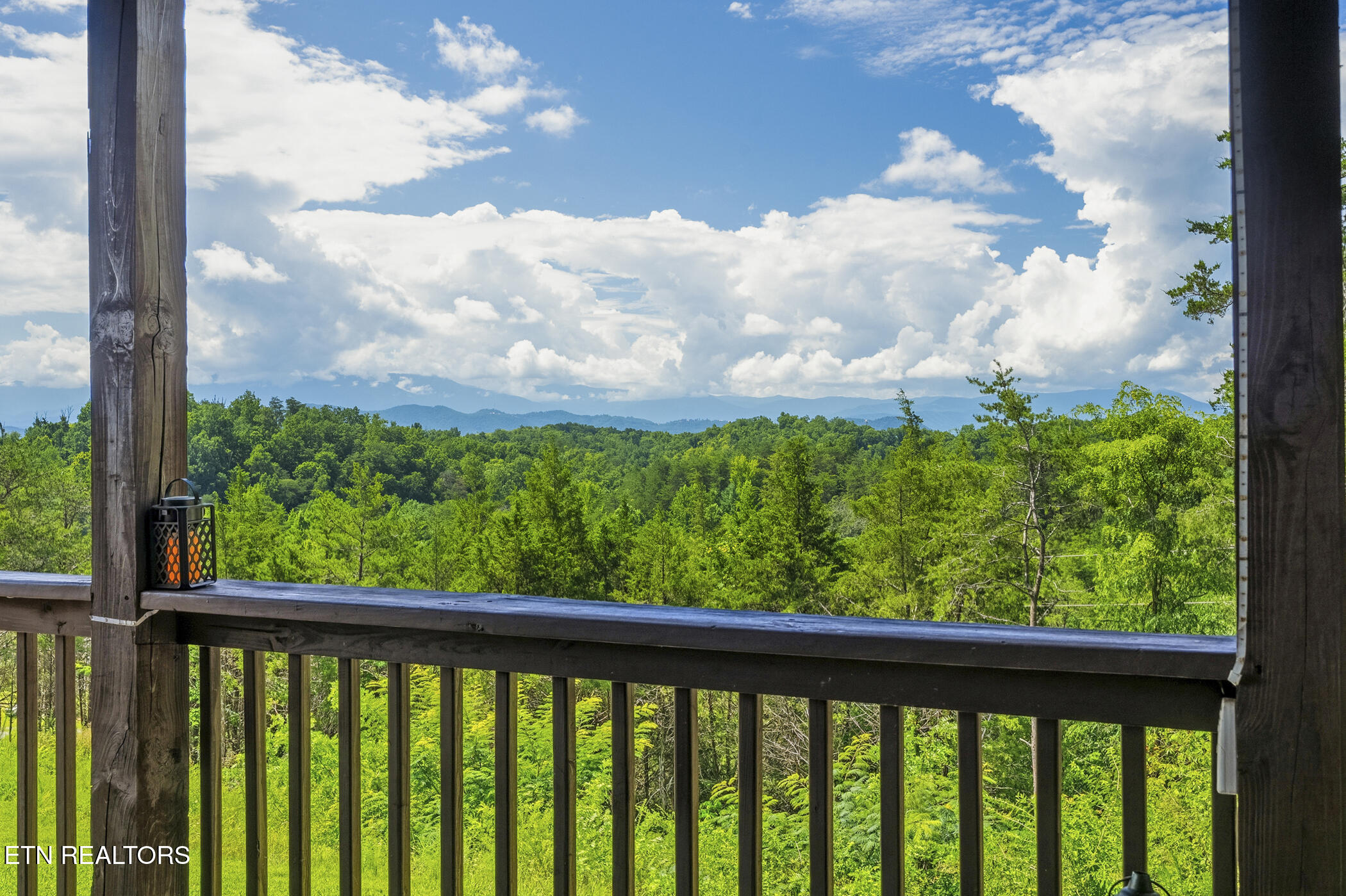 1819 Cody View Way Sevierville TN 37876
