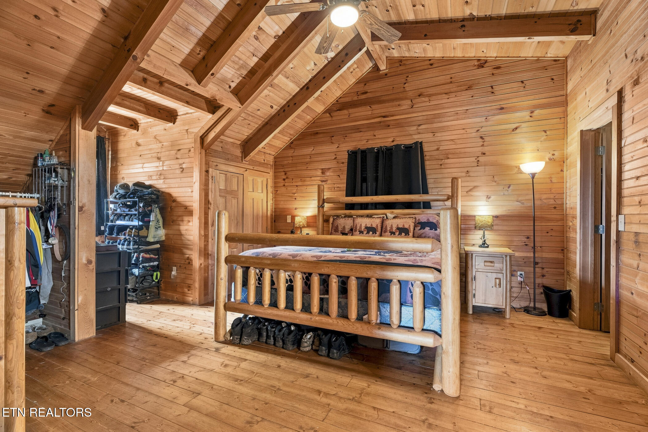 1819 Cody View Way Sevierville TN 37876