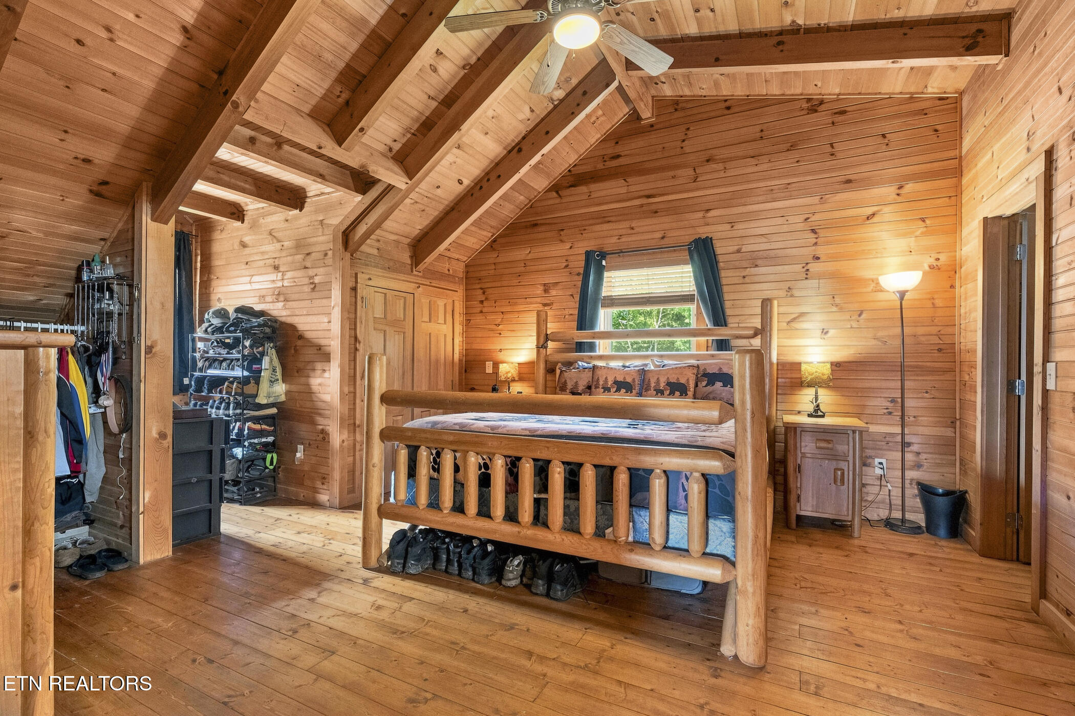 1819 Cody View Way Sevierville TN 37876