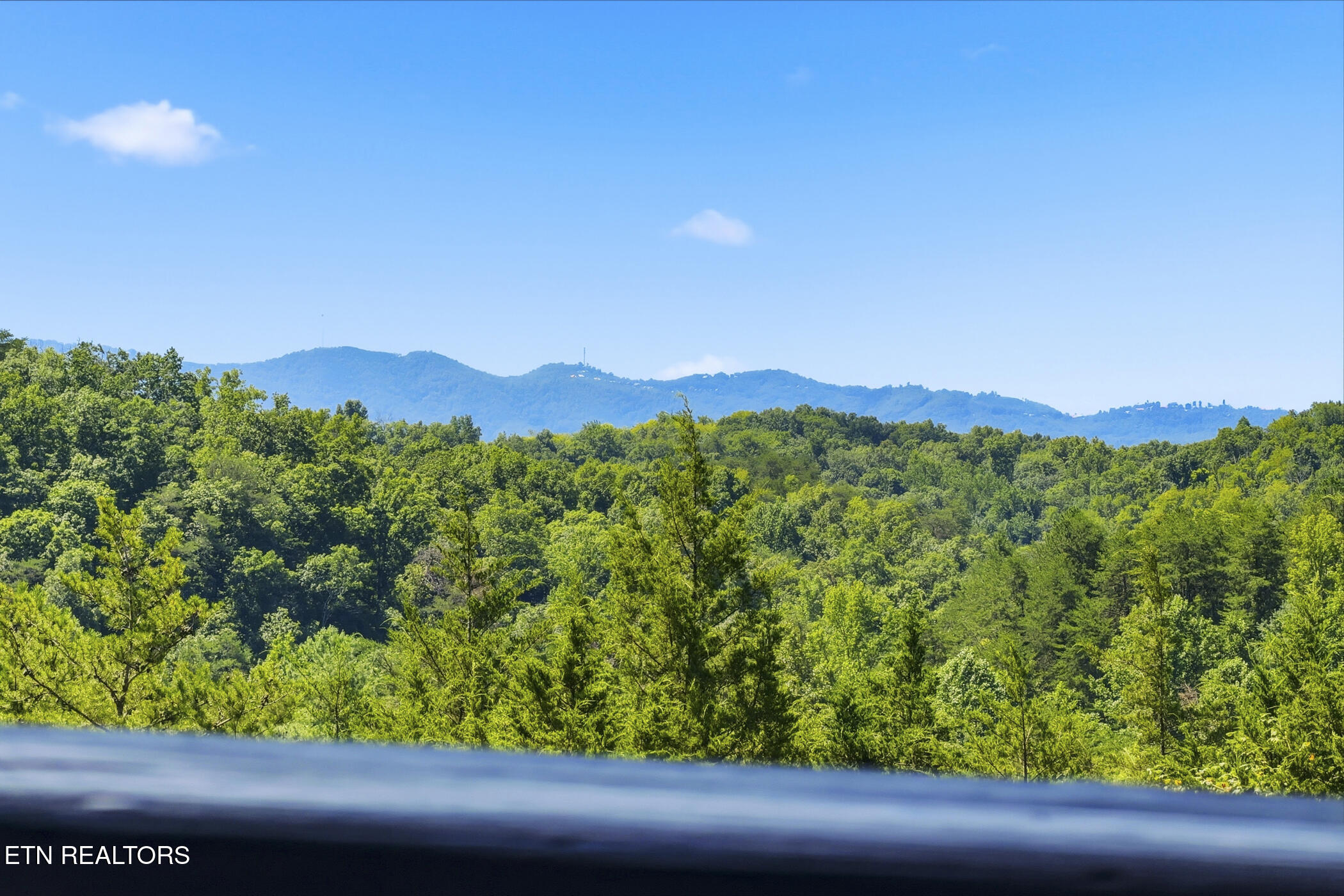 1819 Cody View Way Sevierville TN 37876