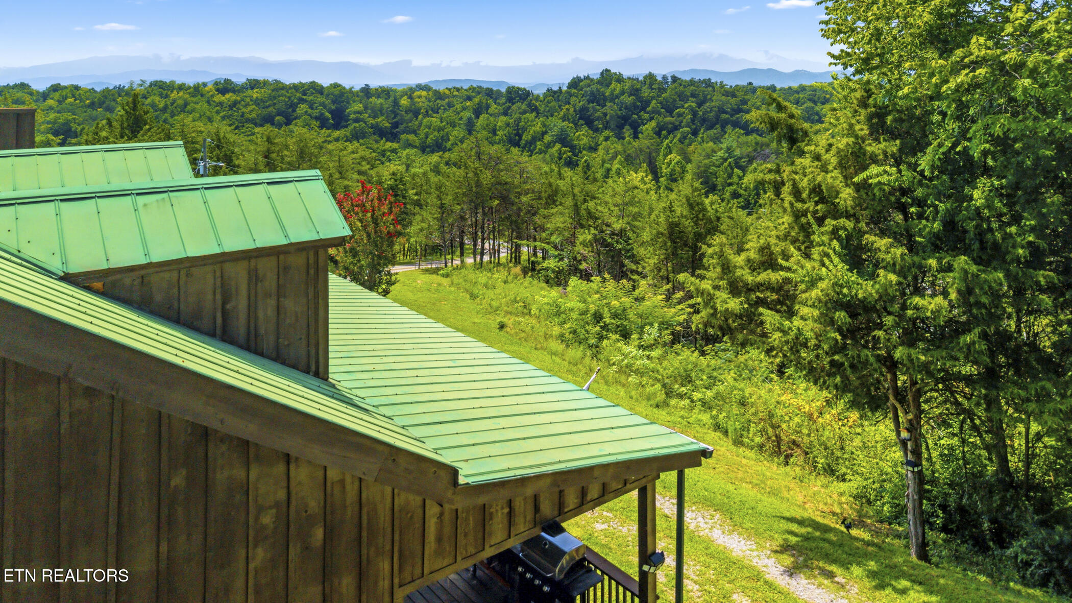 1819 Cody View Way Sevierville TN 37876