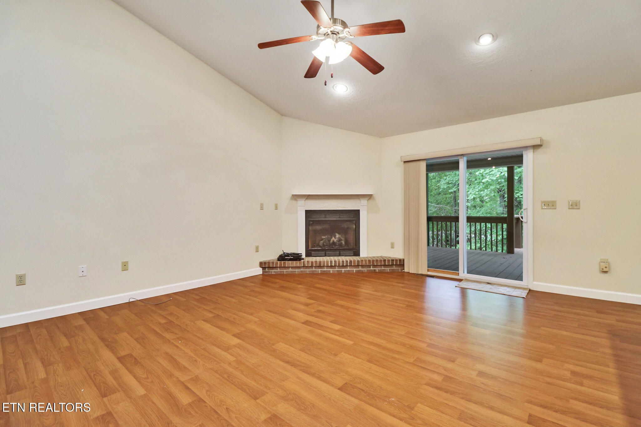348 Lakeview Drive Fairfield Glade TN 38558