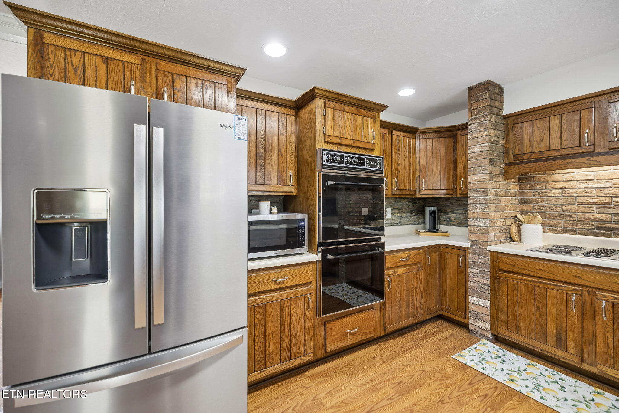 1050 Lawnville Road Kingston TN 37763
