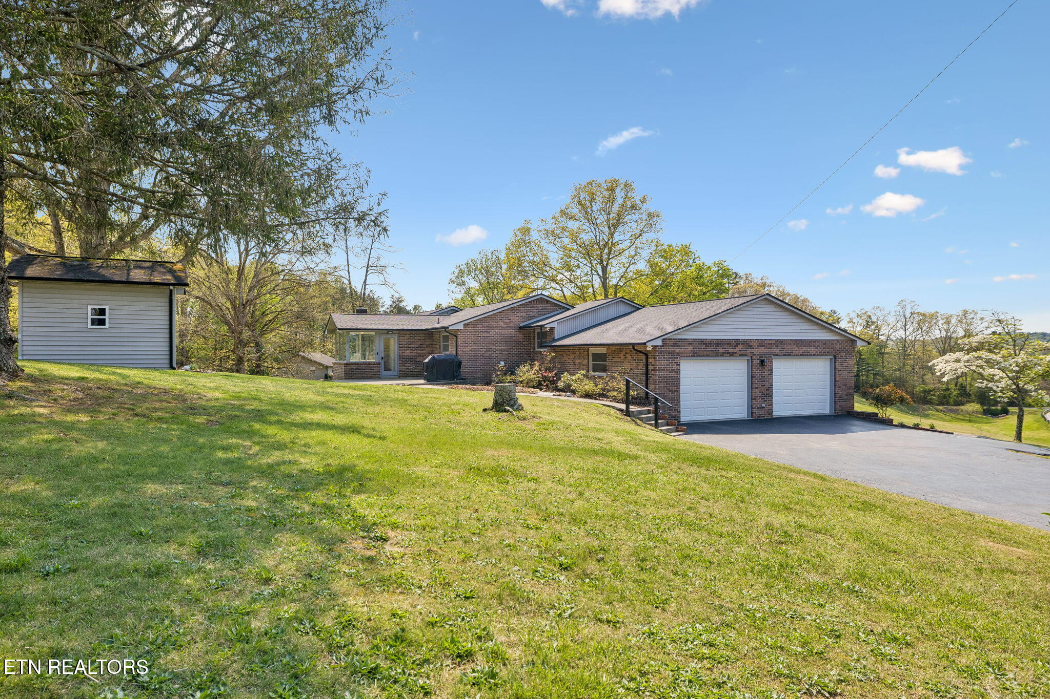 1050 Lawnville Road Kingston TN 37763