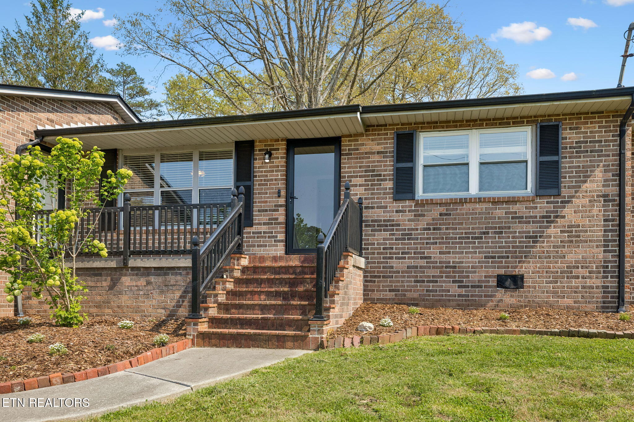 1050 Lawnville Road Kingston TN 37763