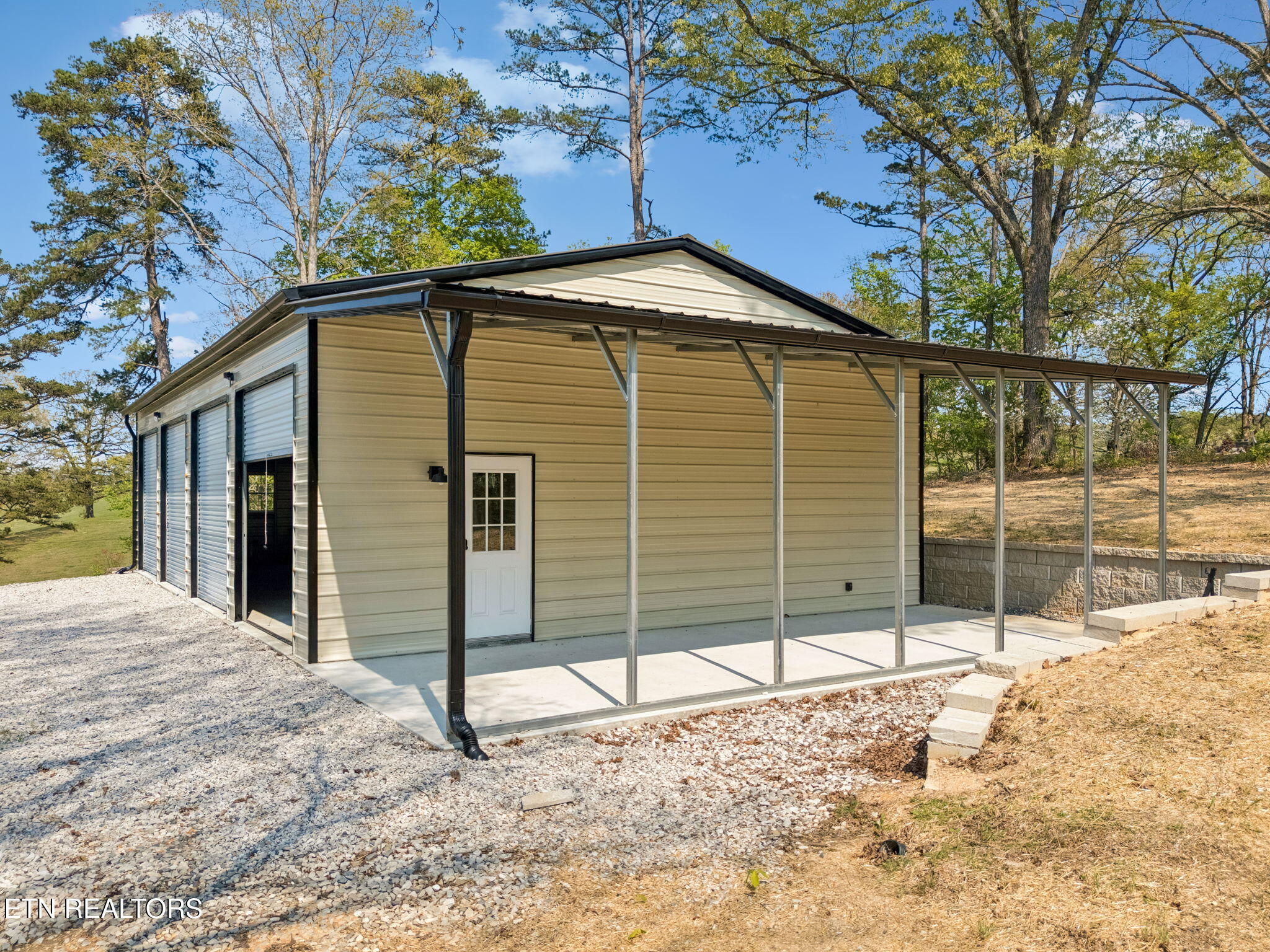1050 Lawnville Road Kingston TN 37763
