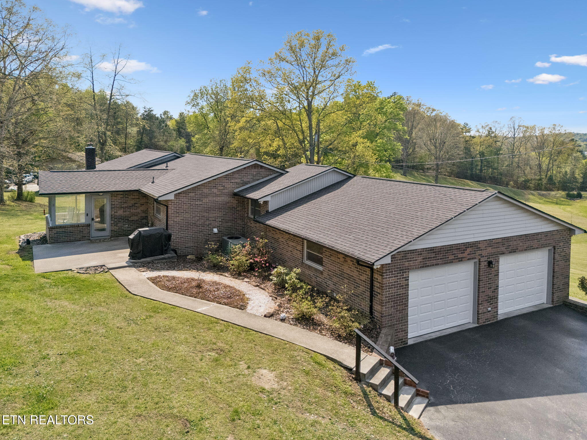 1050 Lawnville Road Kingston TN 37763