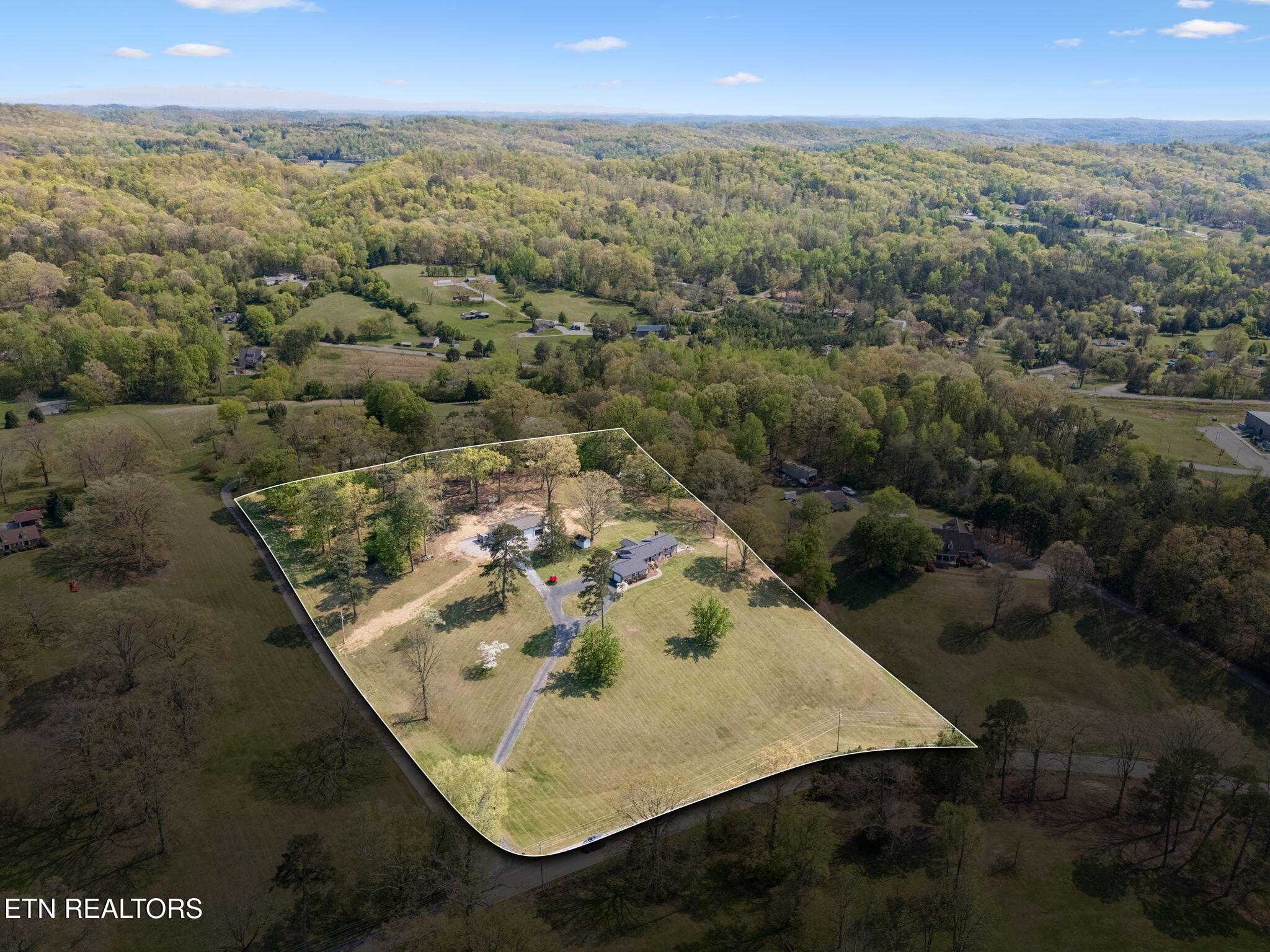 1050 Lawnville Road Kingston TN 37763