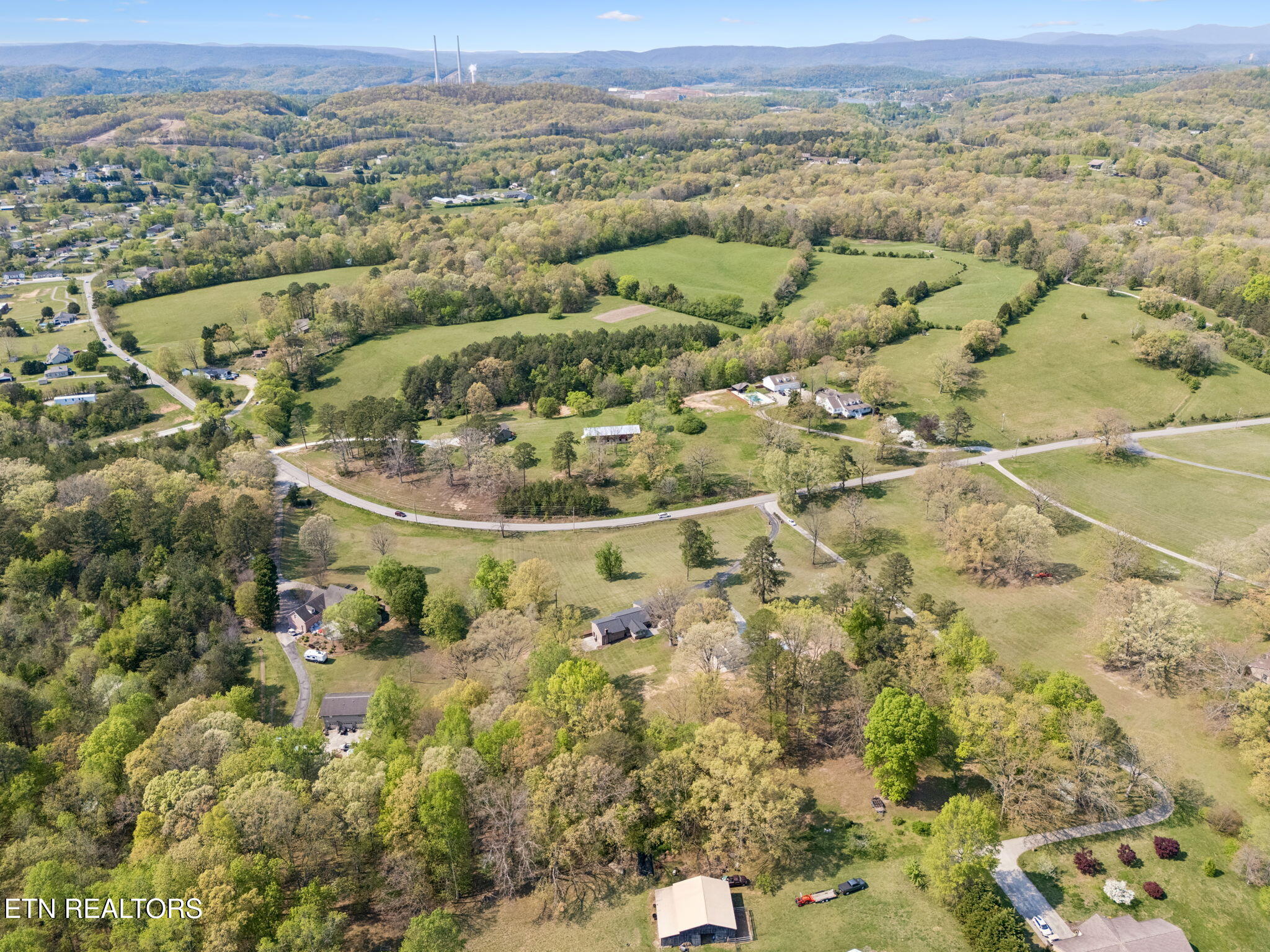 1050 Lawnville Road Kingston TN 37763