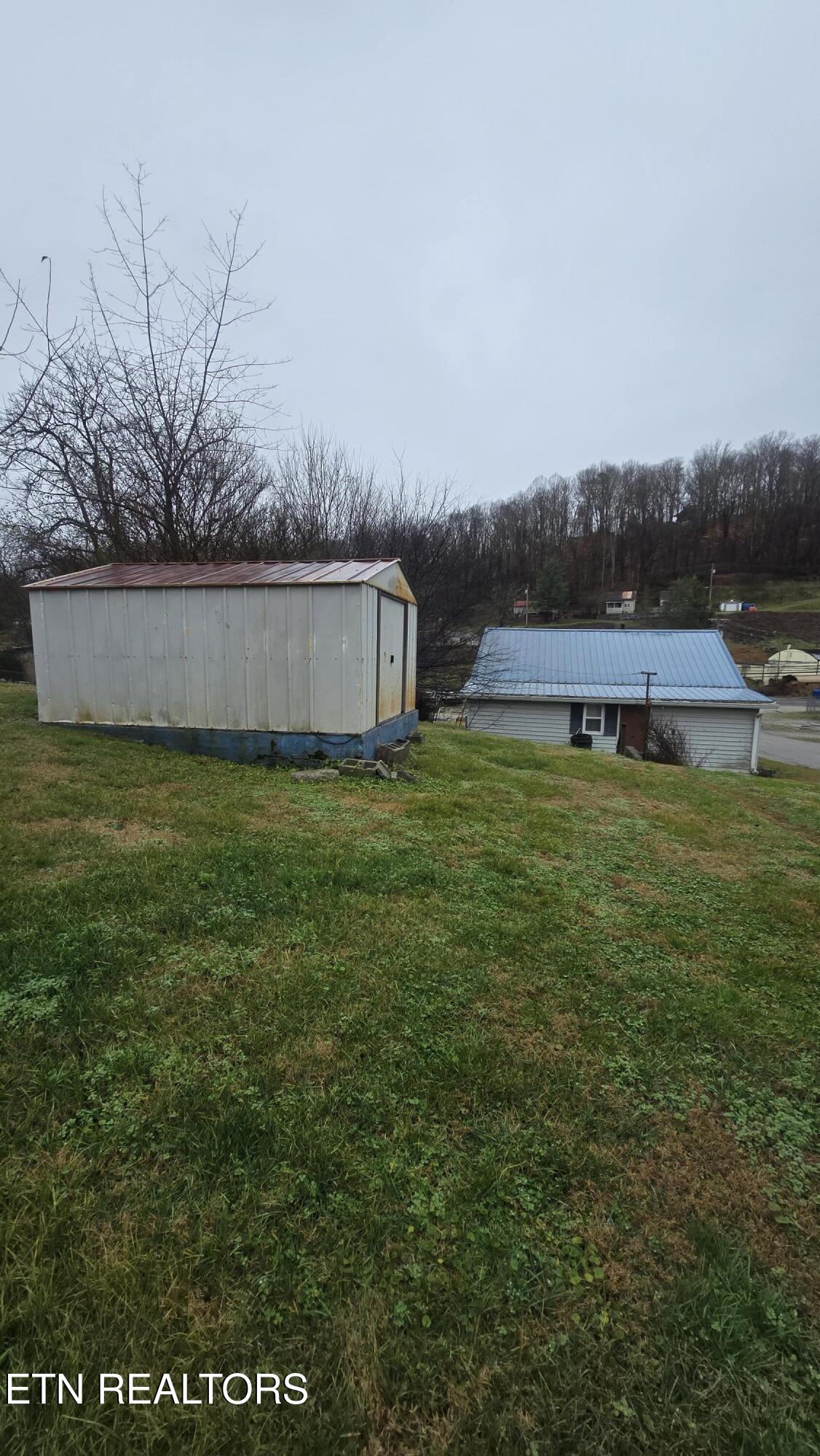 414 W Ash Street Lafollette TN 37766