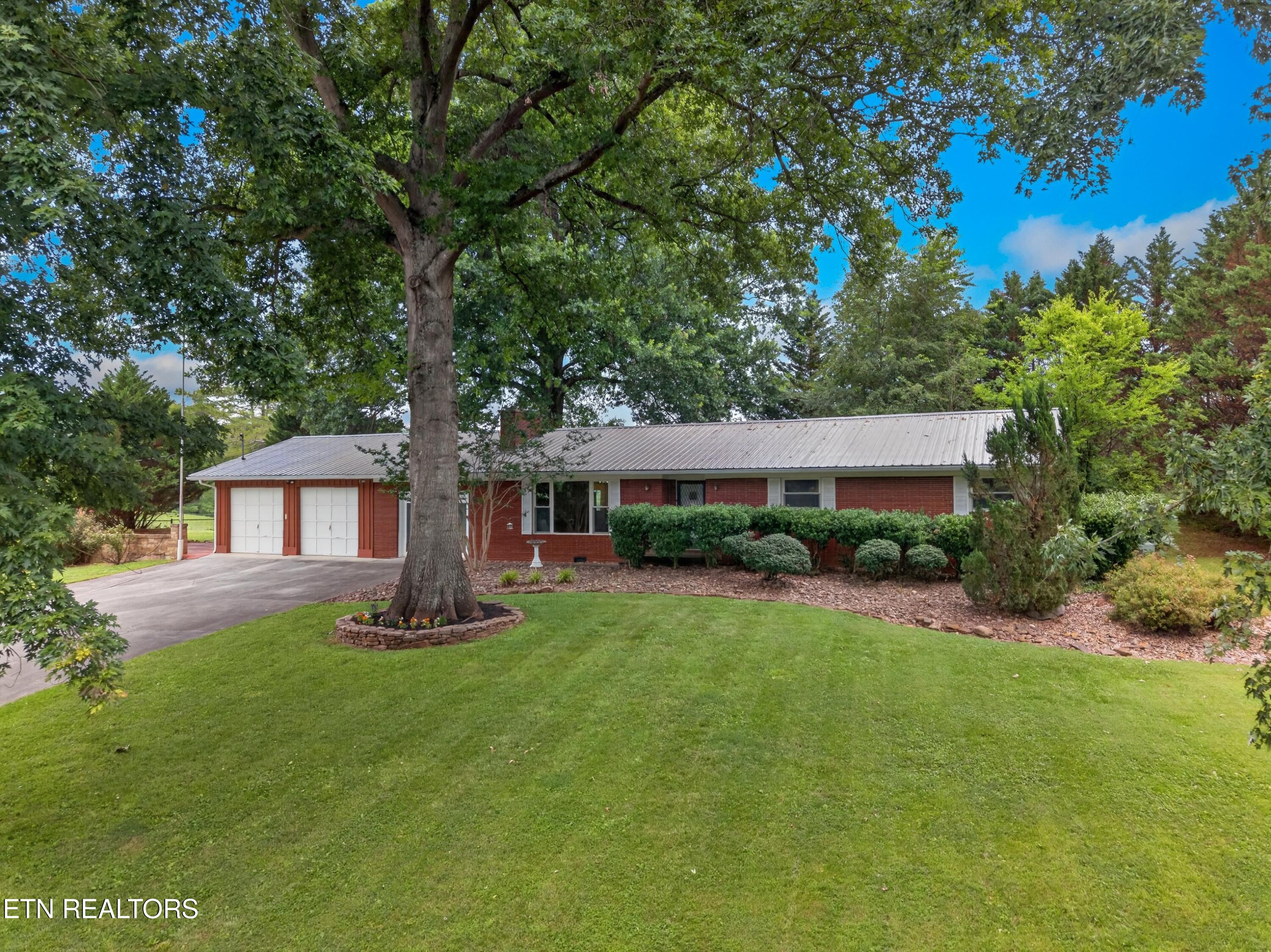 1326 Golf Course Road Newport TN 37821