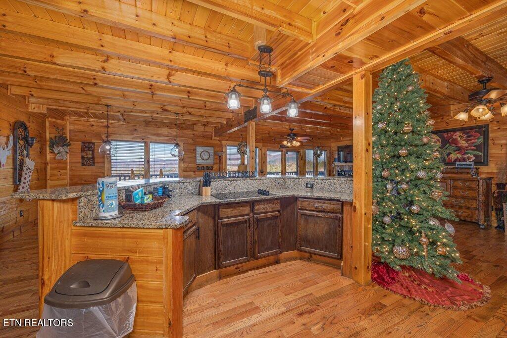 922 Black Bear Cub Way Sevierville TN 37862