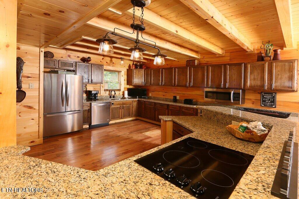 922 Black Bear Cub Way Sevierville TN 37862