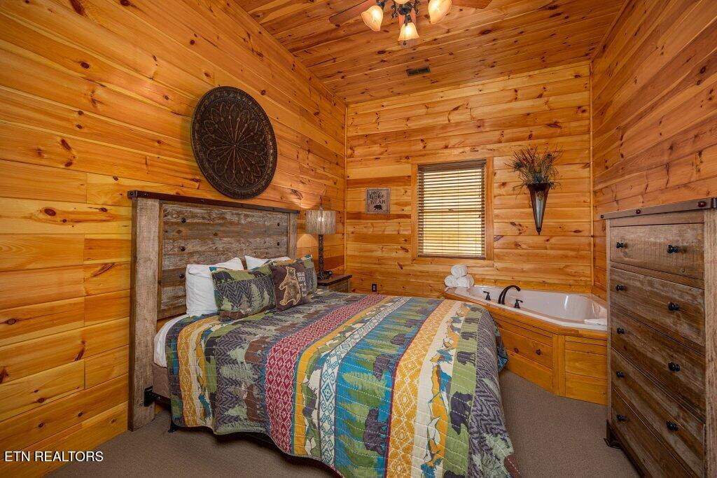 922 Black Bear Cub Way Sevierville TN 37862