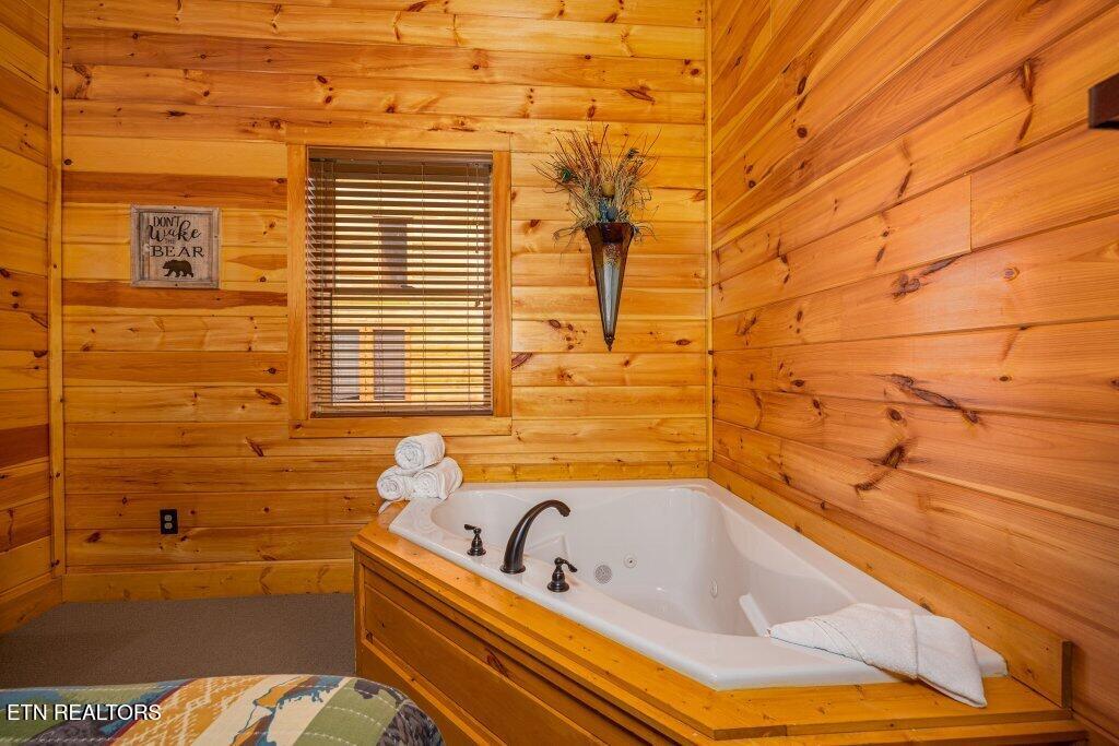 922 Black Bear Cub Way Sevierville TN 37862