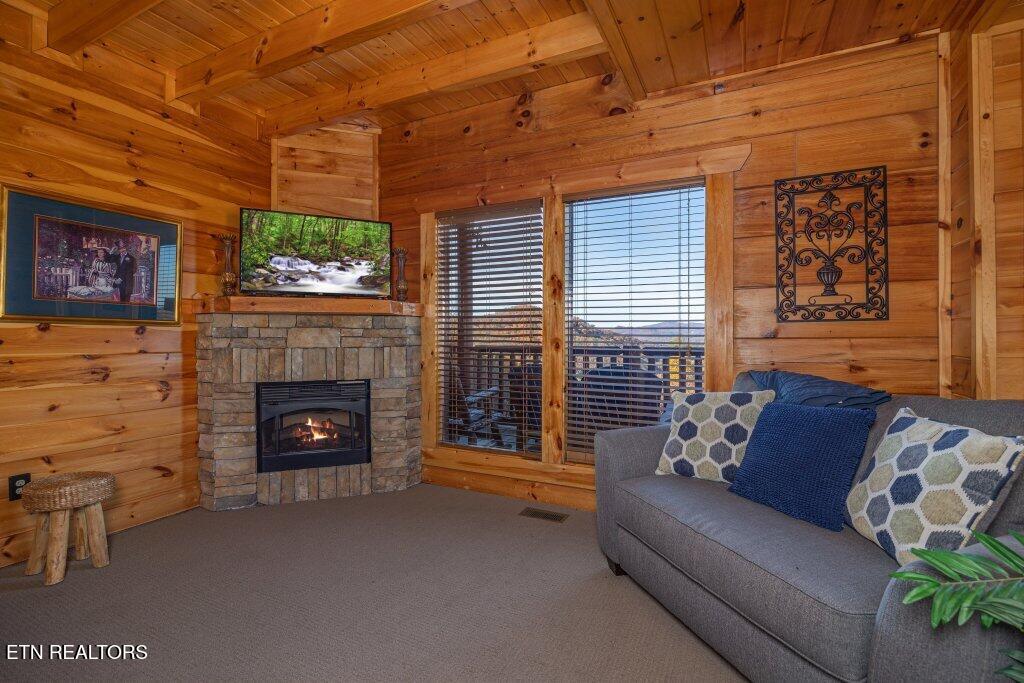 922 Black Bear Cub Way Sevierville TN 37862