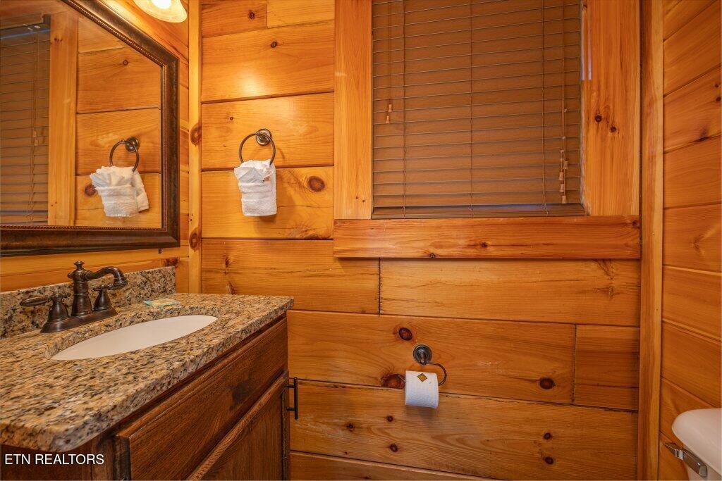 922 Black Bear Cub Way Sevierville TN 37862