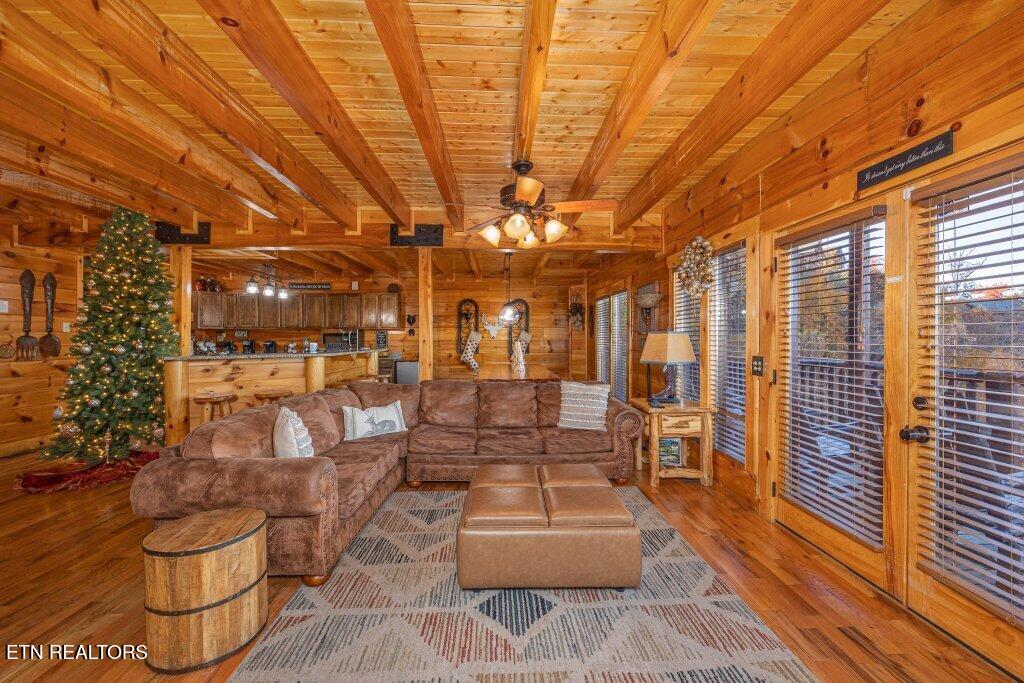 922 Black Bear Cub Way Sevierville TN 37862