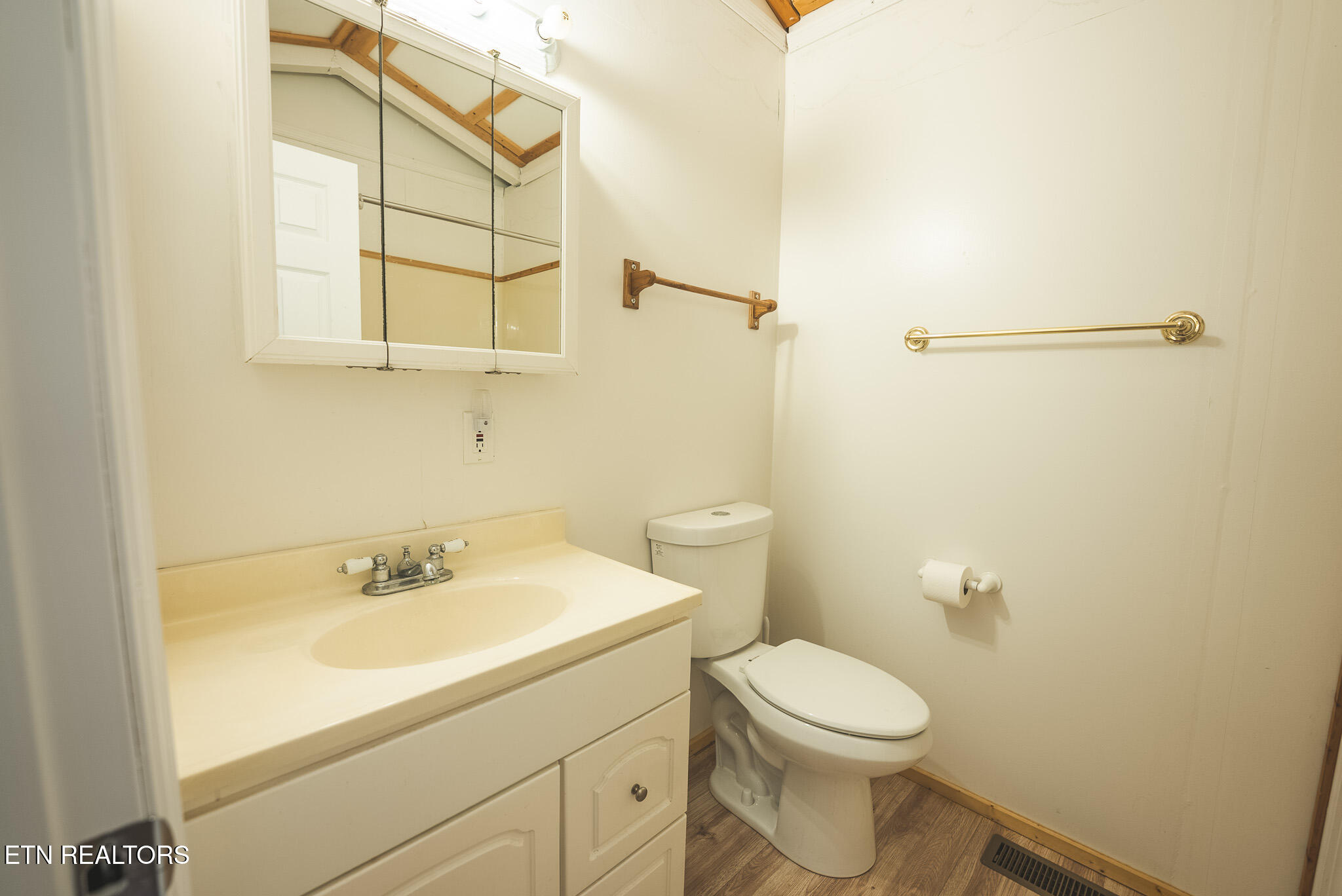 637 Jacobs Hollow Road Sneedville TN 37869