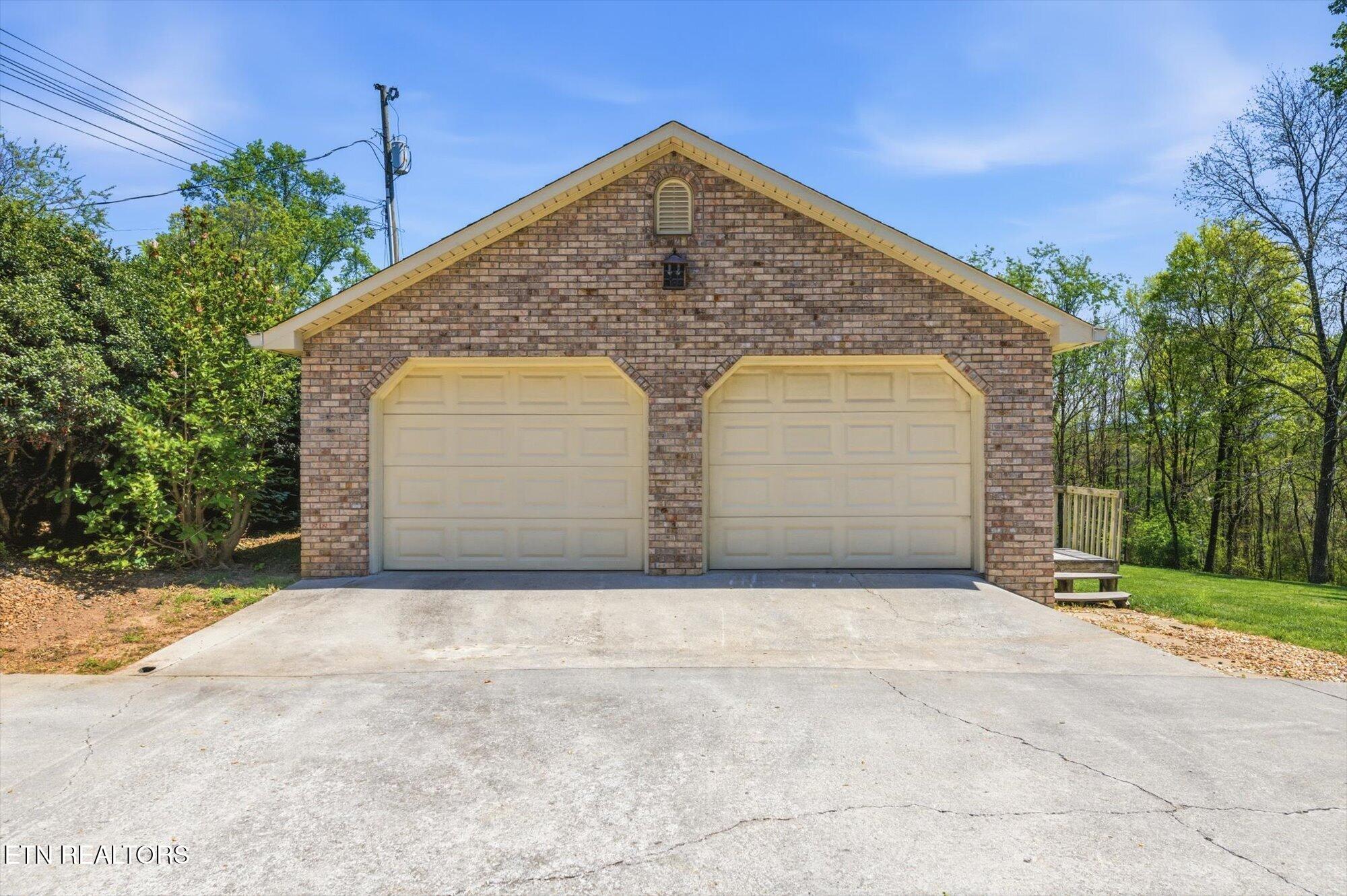 145 County Road 573 Englewood TN 37329
