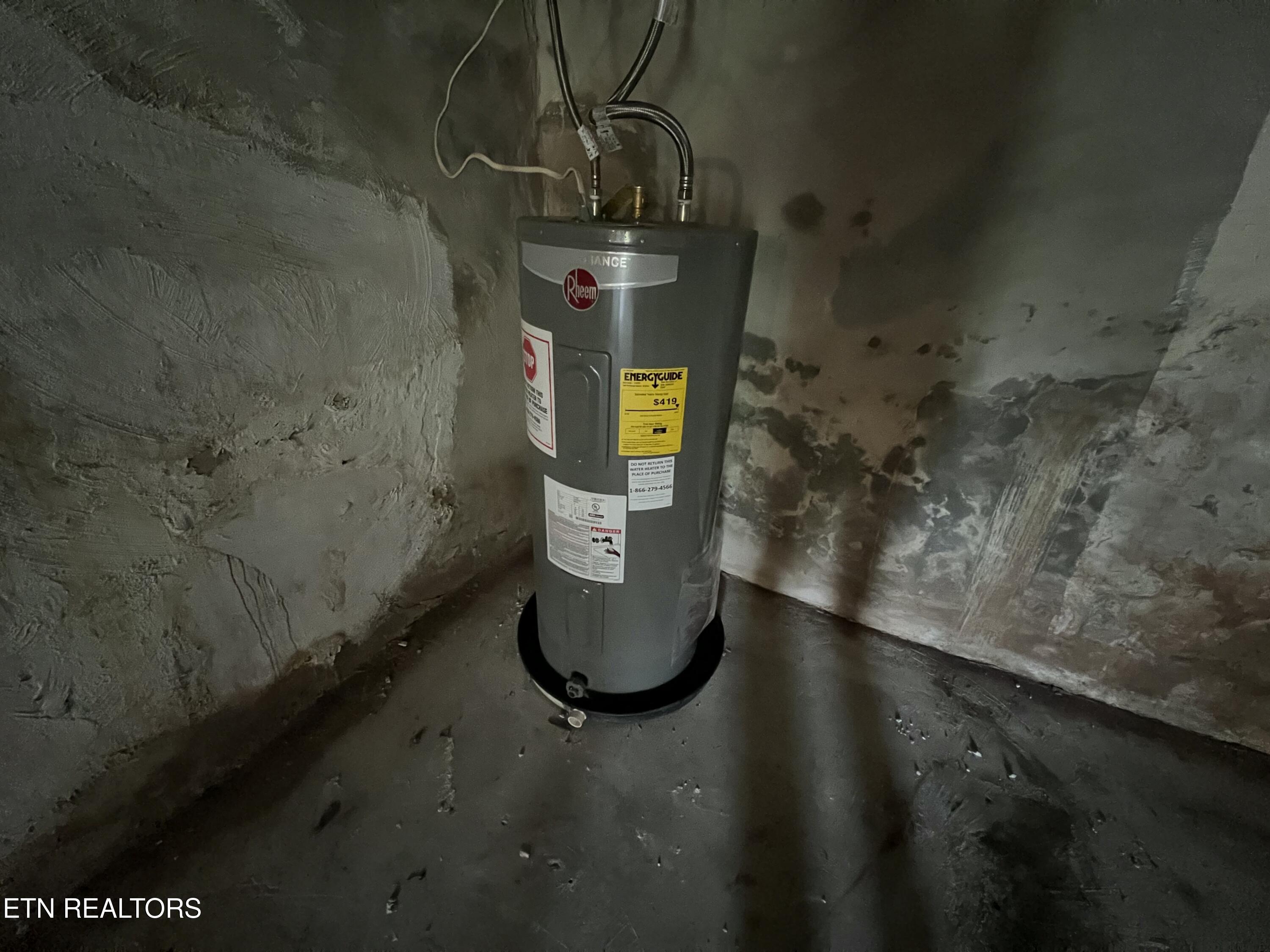 920 Oliver Springs Highway Clinton TN 37716