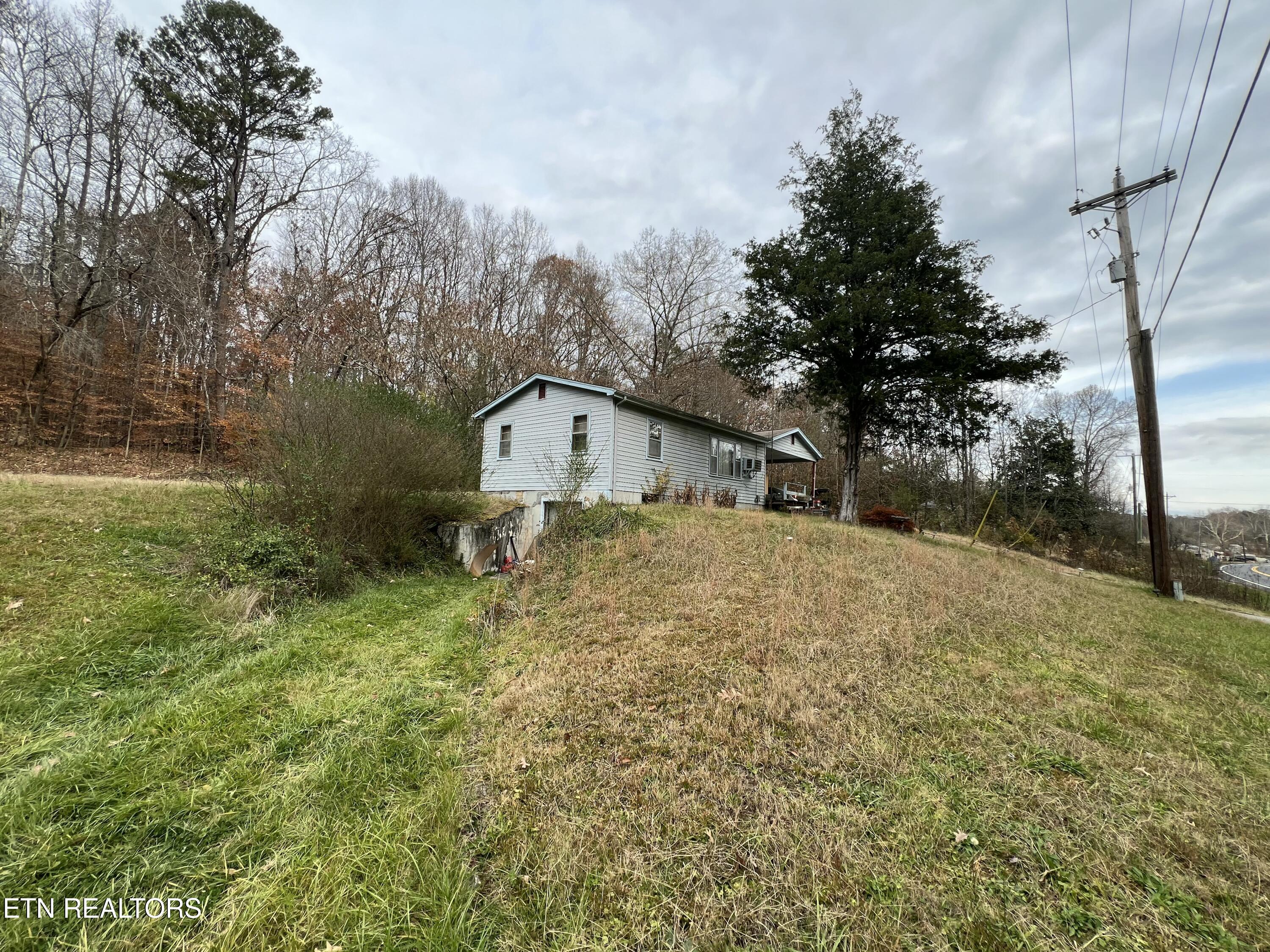 920 Oliver Springs Highway Clinton TN 37716