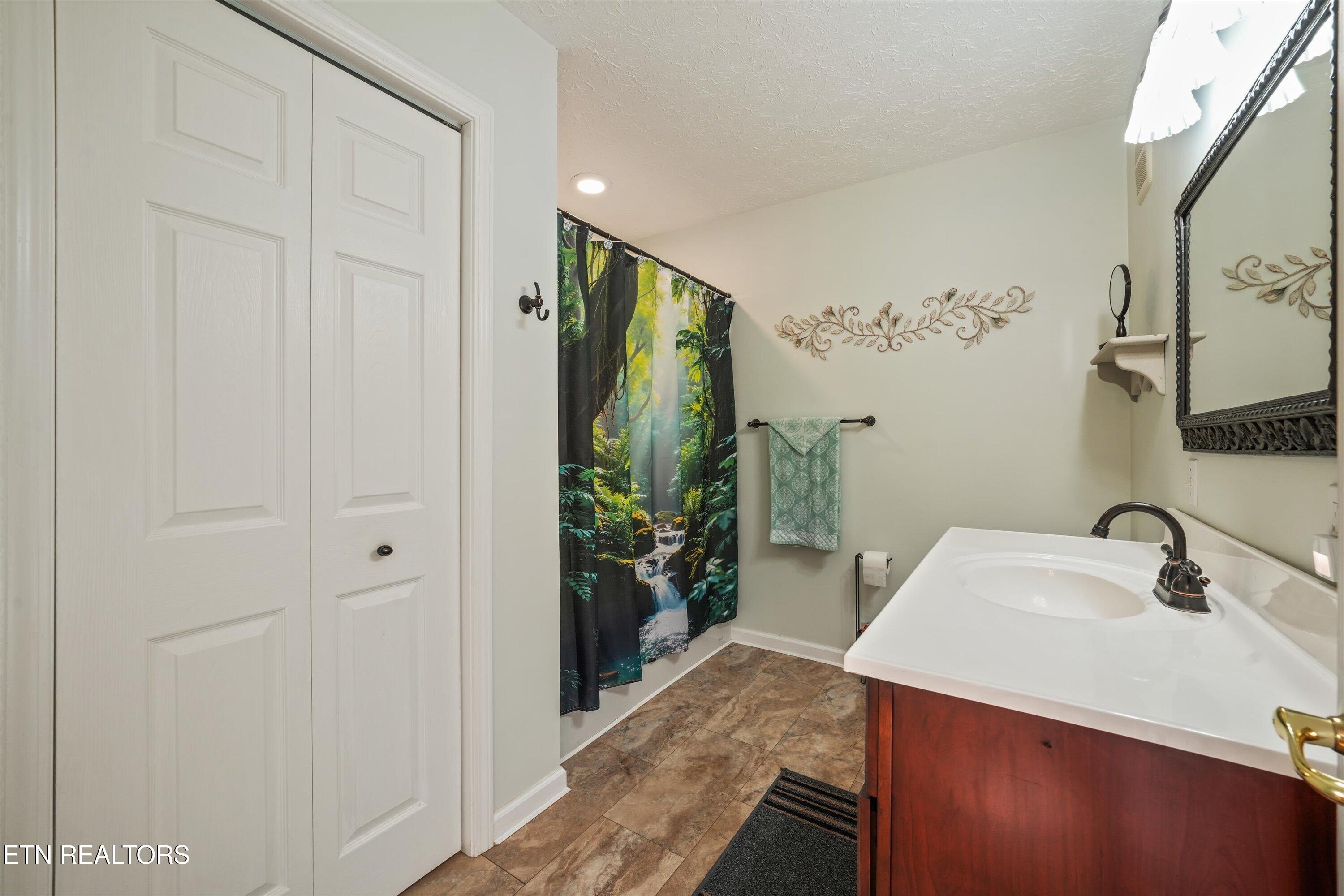 2064 Kerr Road Sevierville TN 37876