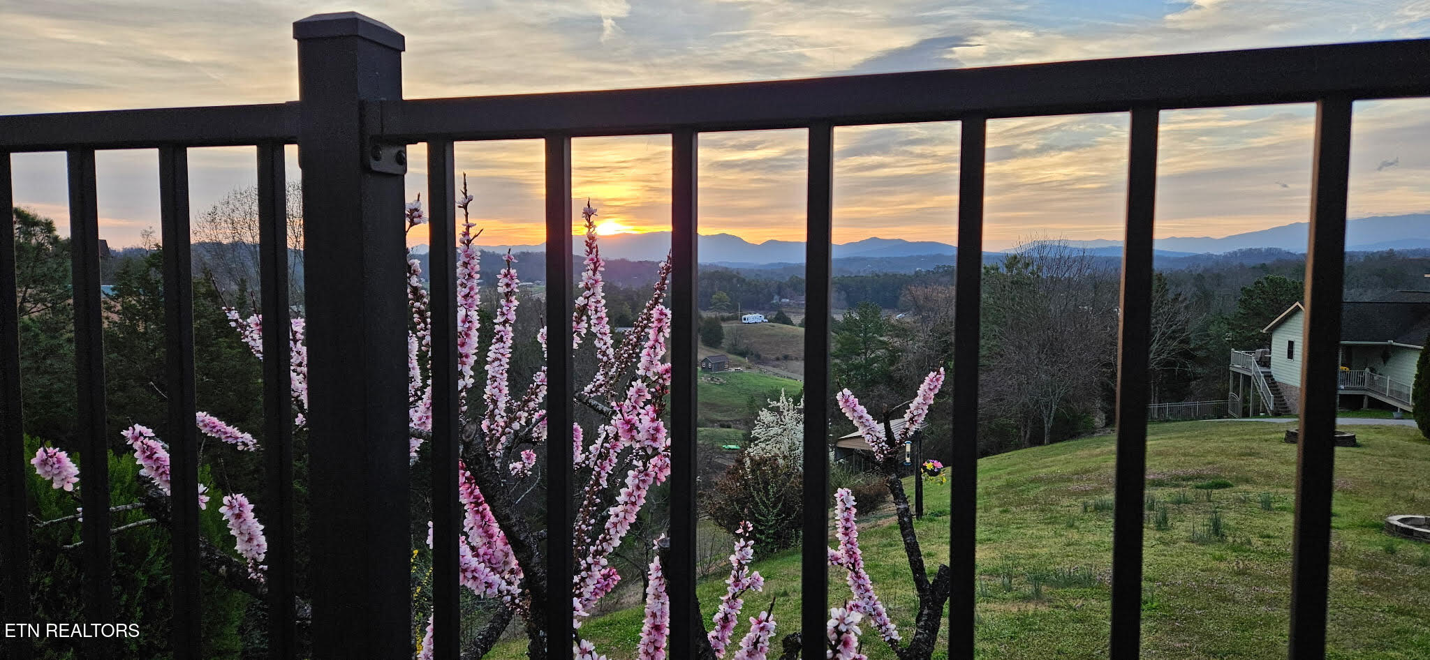 2064 Kerr Road Sevierville TN 37876