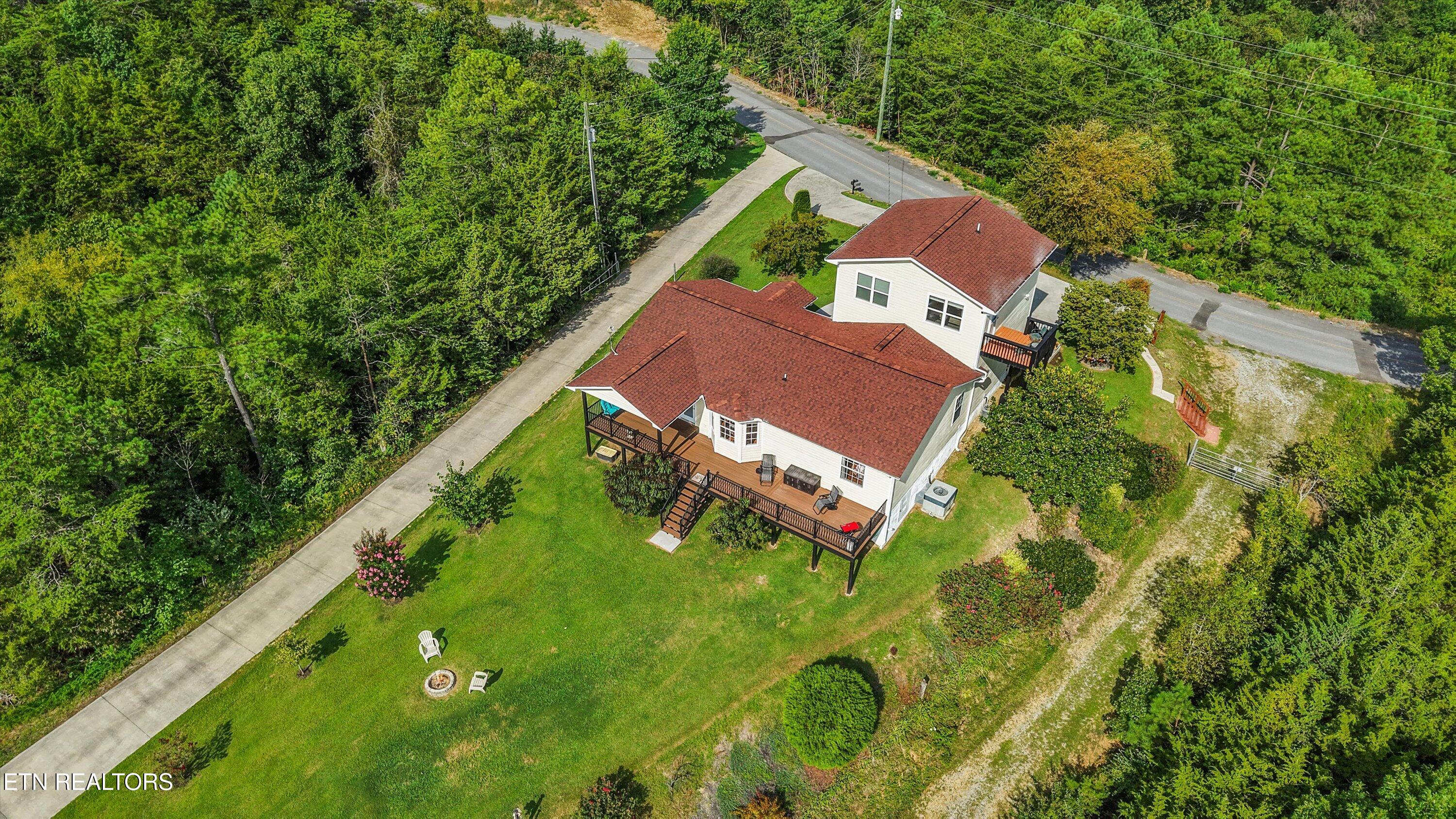 2064 Kerr Road Sevierville TN 37876
