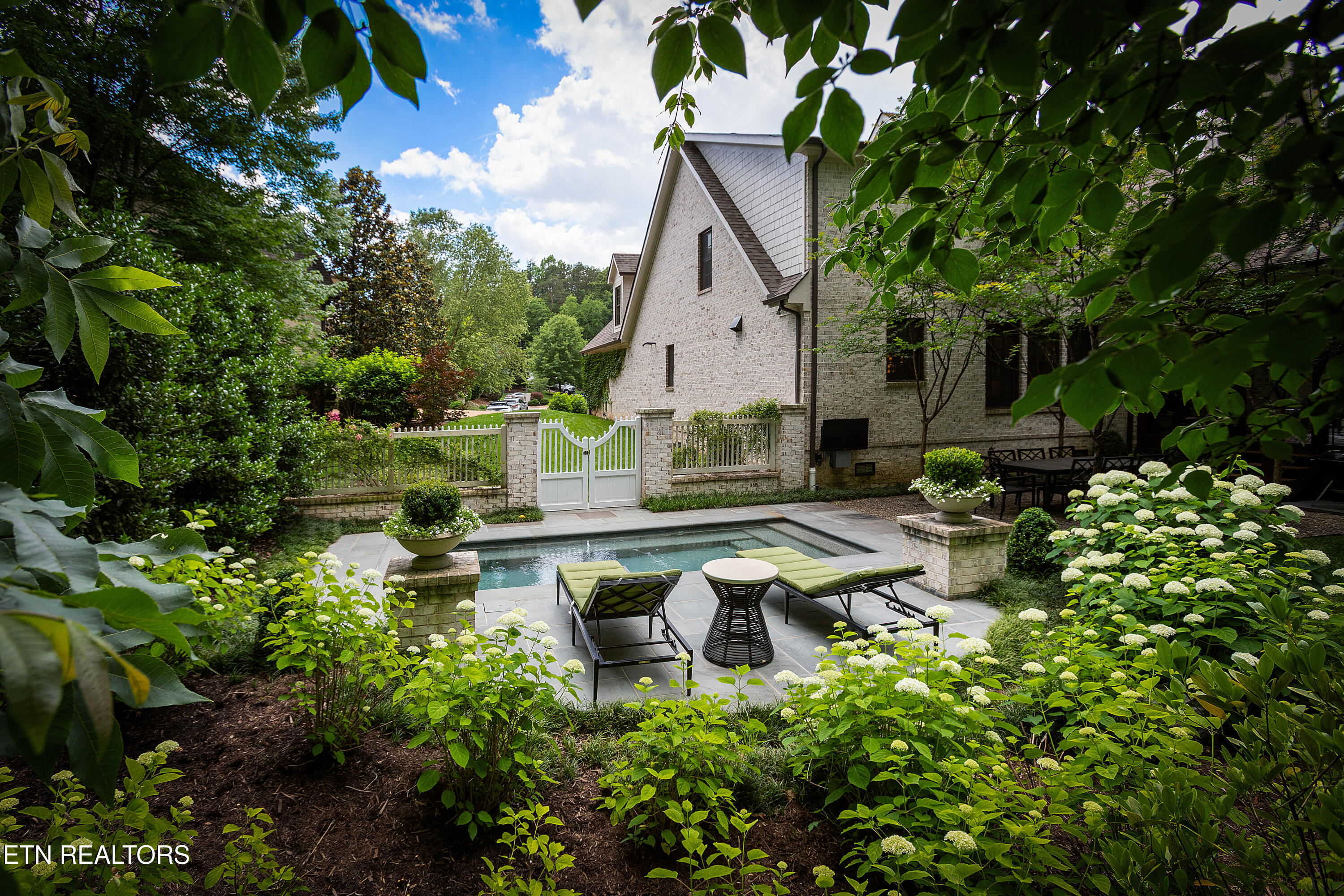 6700 Birdstone Lane Knoxville TN 37919