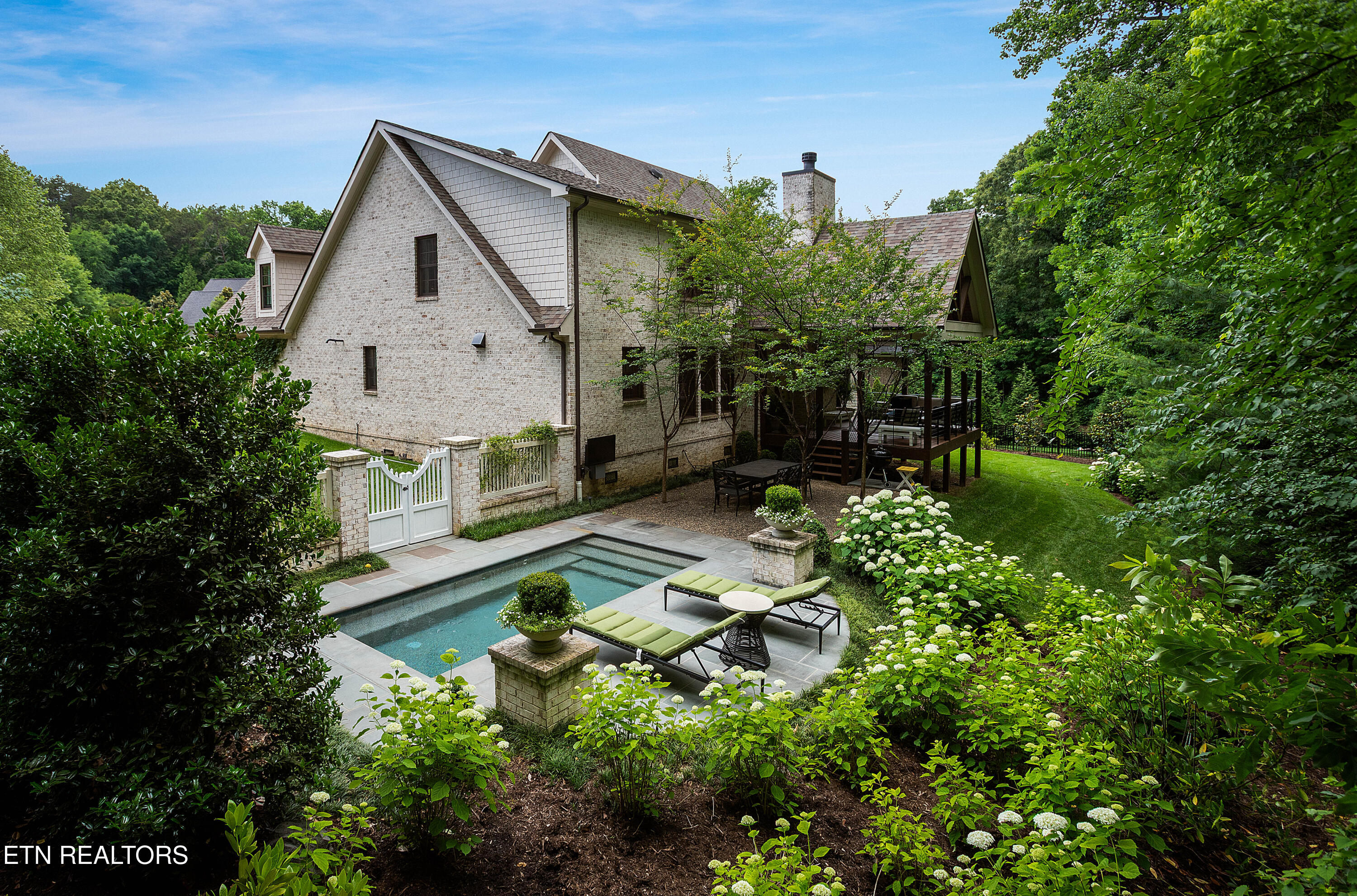 6700 Birdstone Lane Knoxville TN 37919